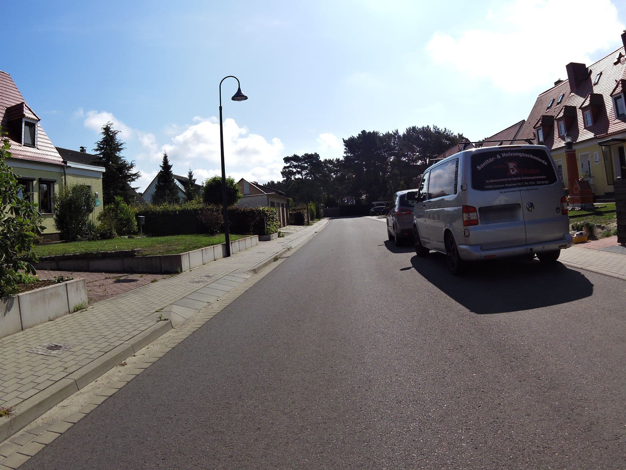 Street view near Appartement Muschelkoje, Karlshagen — © zoegglmeyr (CC BY-SA · Mapillary)