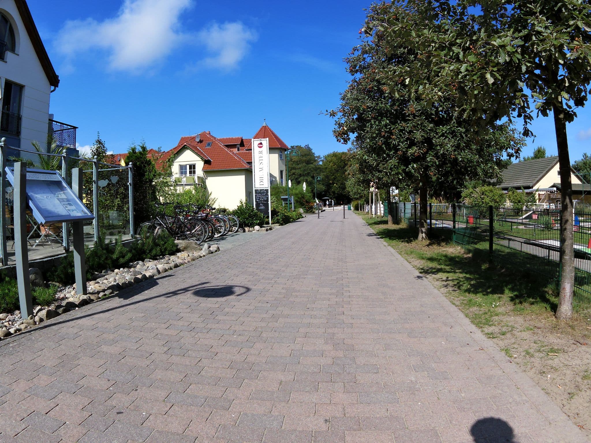 Street view near Strandhotel, Karlshagen — © zoegglmeyr (CC BY-SA · Mapillary)