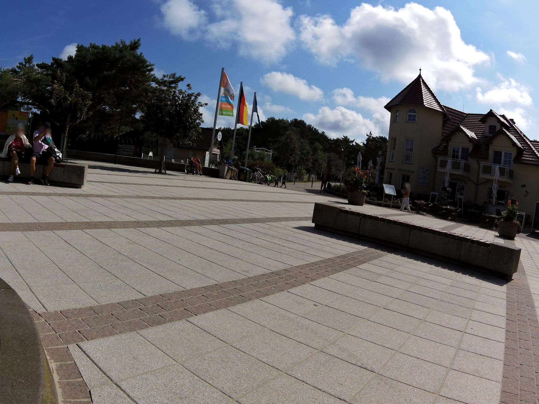 Street view near Hotel Ostseeblick, Karlshagen — © zoegglmeyr (CC BY-SA · Mapillary)