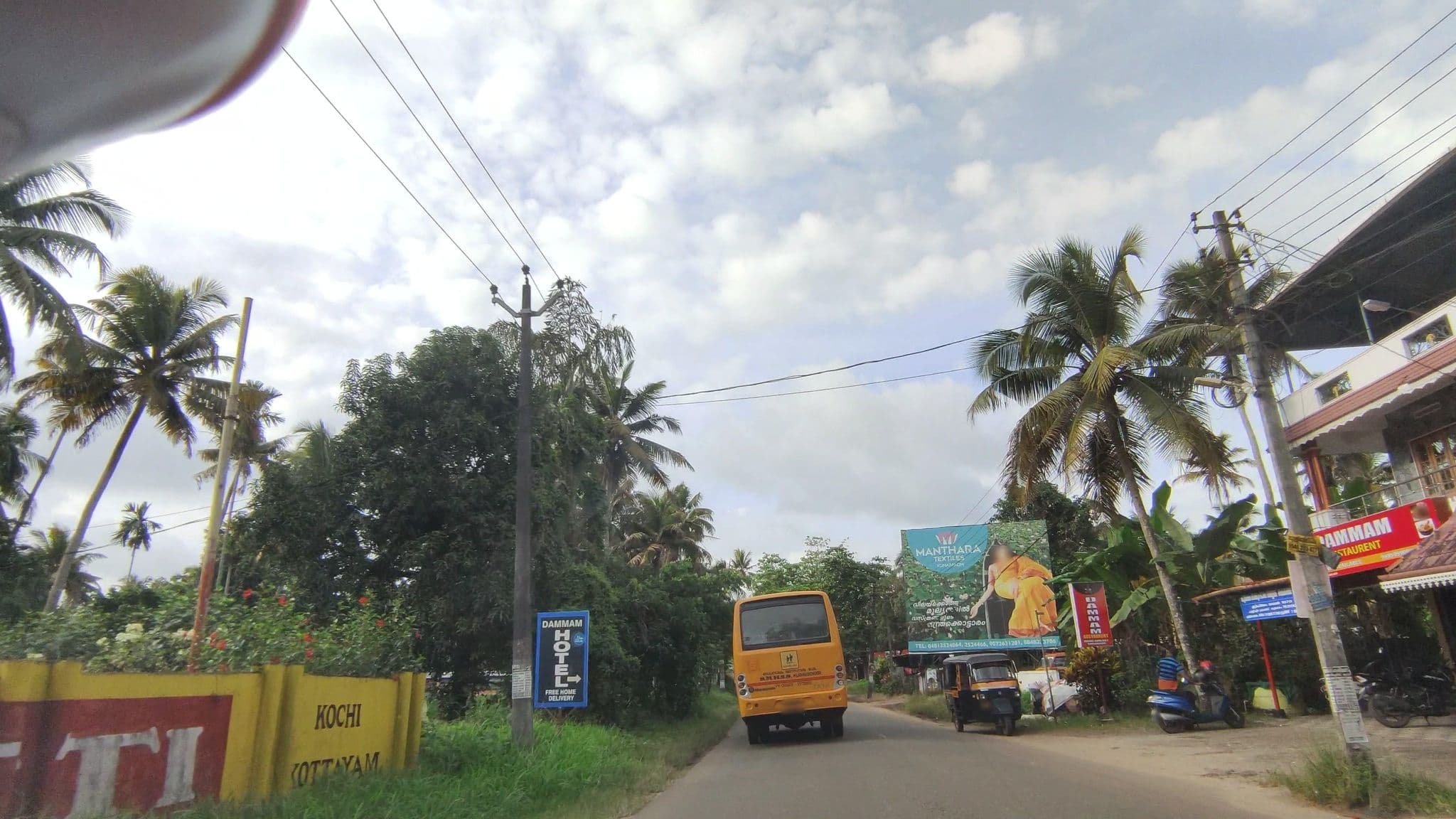 Street view near Green Fields Kumarakom, Chengalam — © V15 (CC BY-SA · Mapillary)