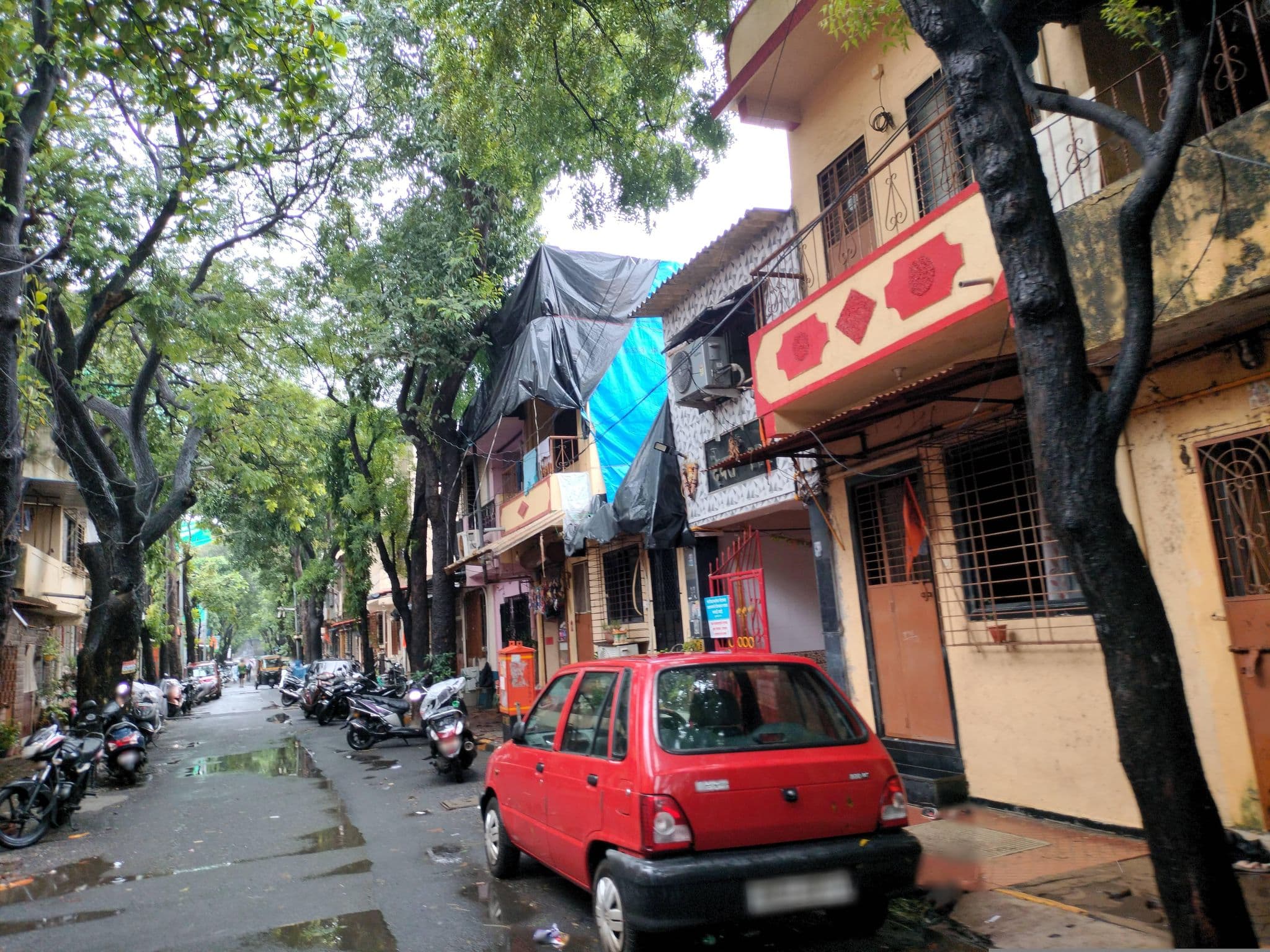 Street view near Wash Basin Stone Studio, Borivli — © tejaspatil27 (CC BY-SA · Mapillary)