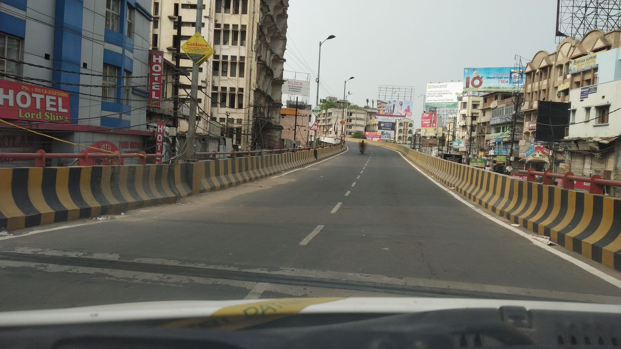 Street view near Hotel Lord Shiva, Patna — © mayank1201 (CC BY-SA · Mapillary)