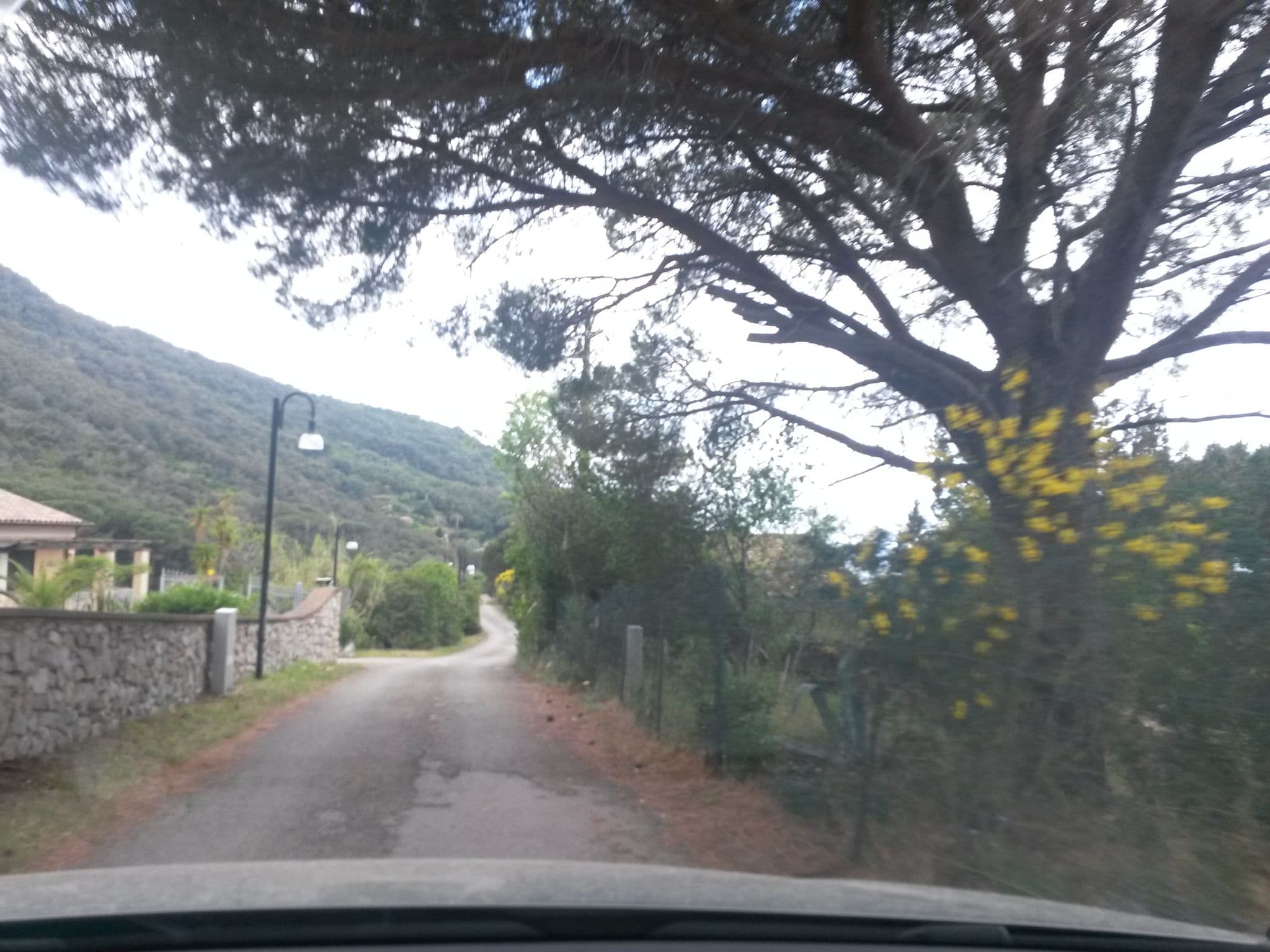 Street view near Helios Relais, Rio Marina — © rausk (CC BY-SA · Mapillary)