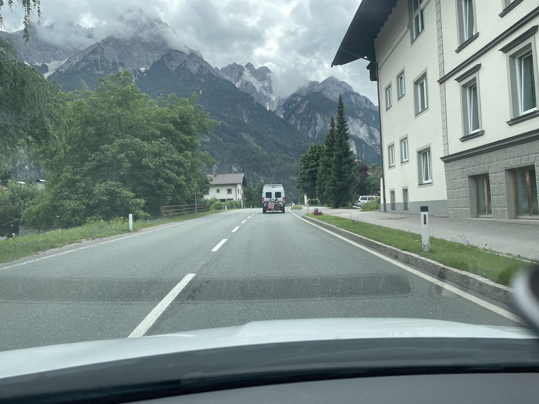 Street view near Leisacherwirt, Lienz — © chicc0 (CC BY-SA · Mapillary)