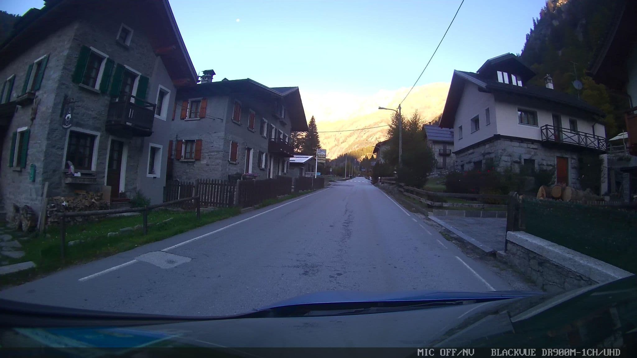 Street view near Appartamento Casa Weisstor, Pieve Vergonte — © jrachi (CC BY-SA · Mapillary)