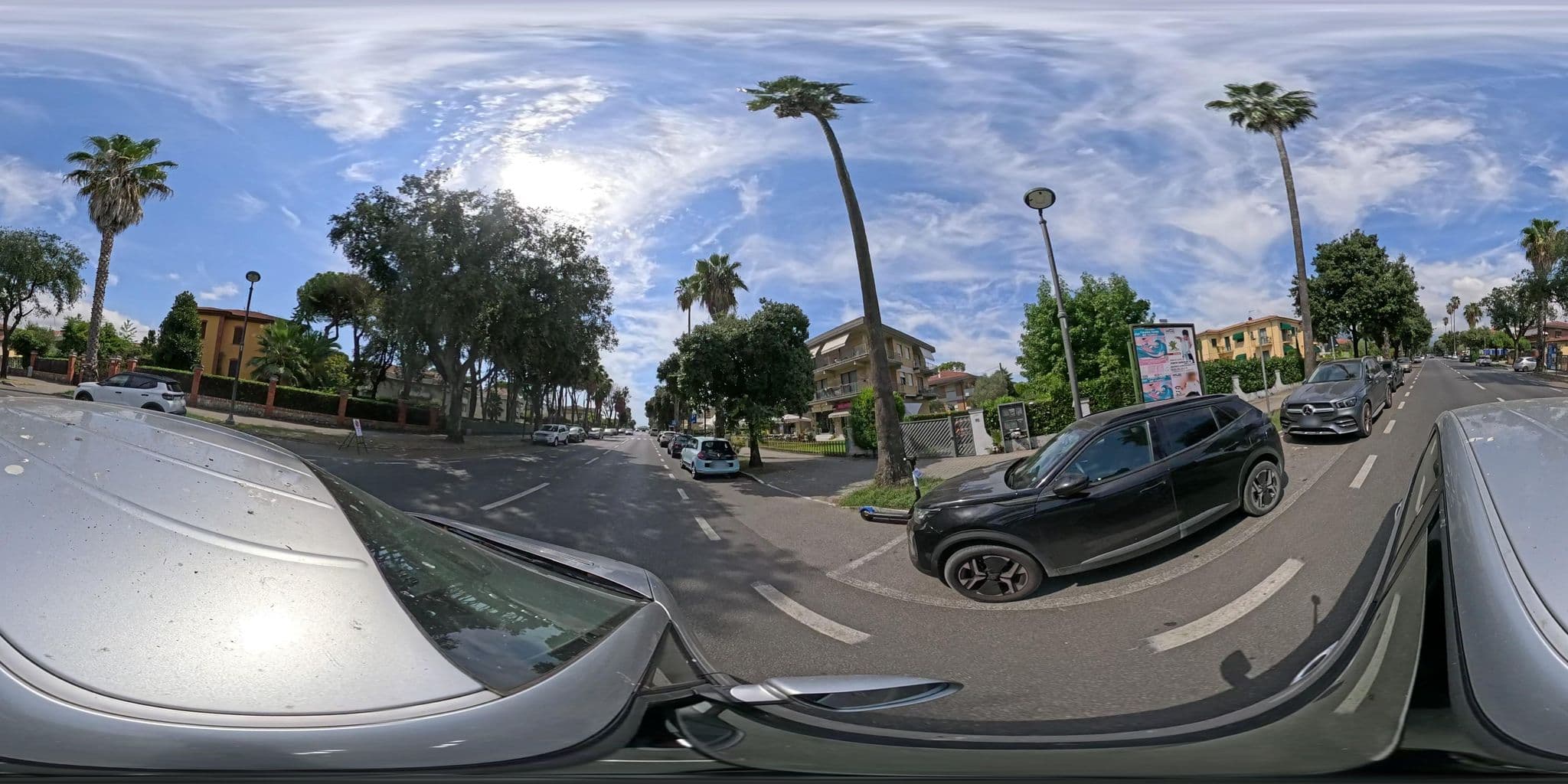 Street view near Casa Versilia Hotel, Marina di Massa — © cxc (CC BY-SA · Mapillary)