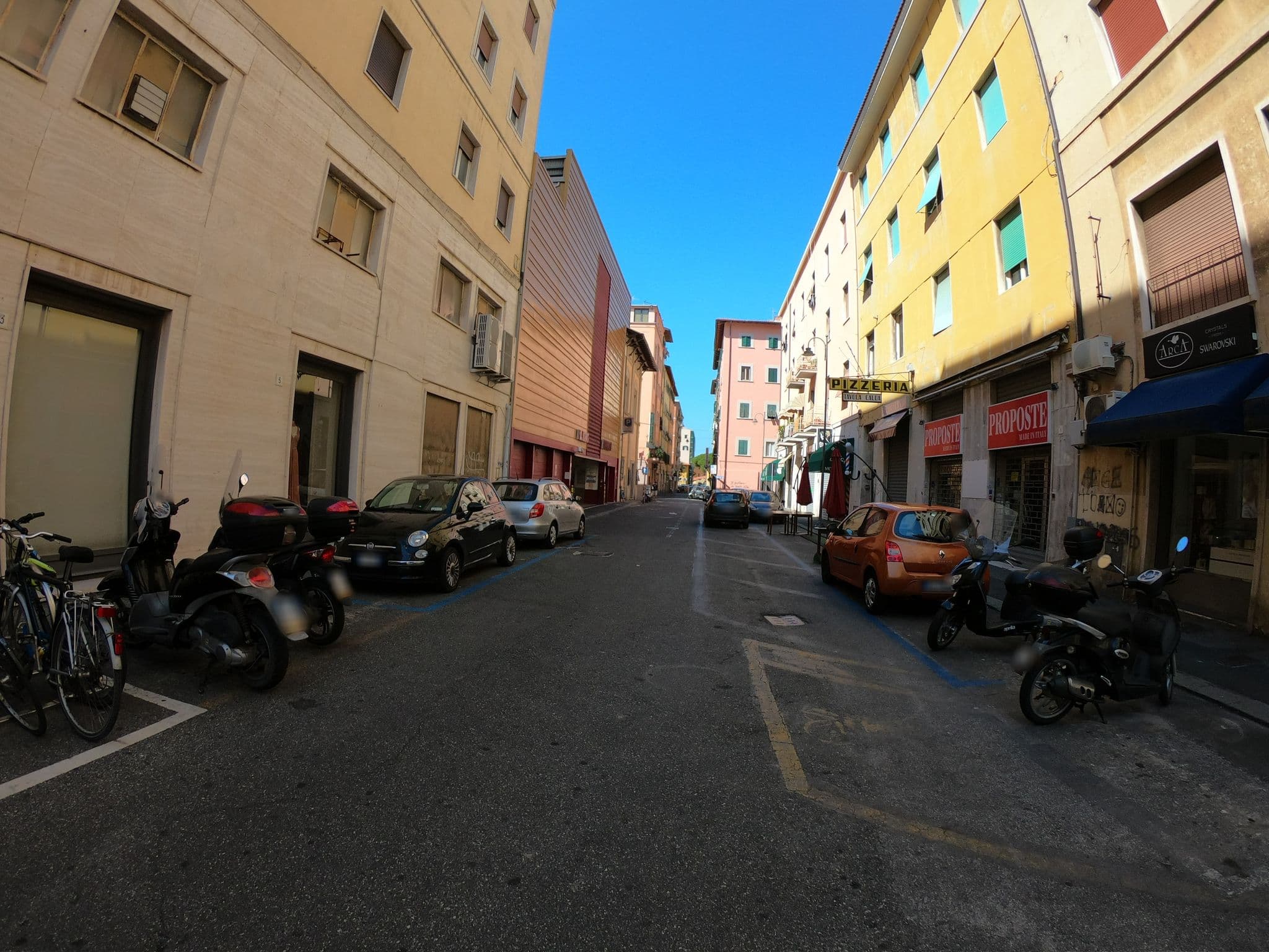 Street view near Giappone 2, Livorno — © momix (CC BY-SA · Mapillary)