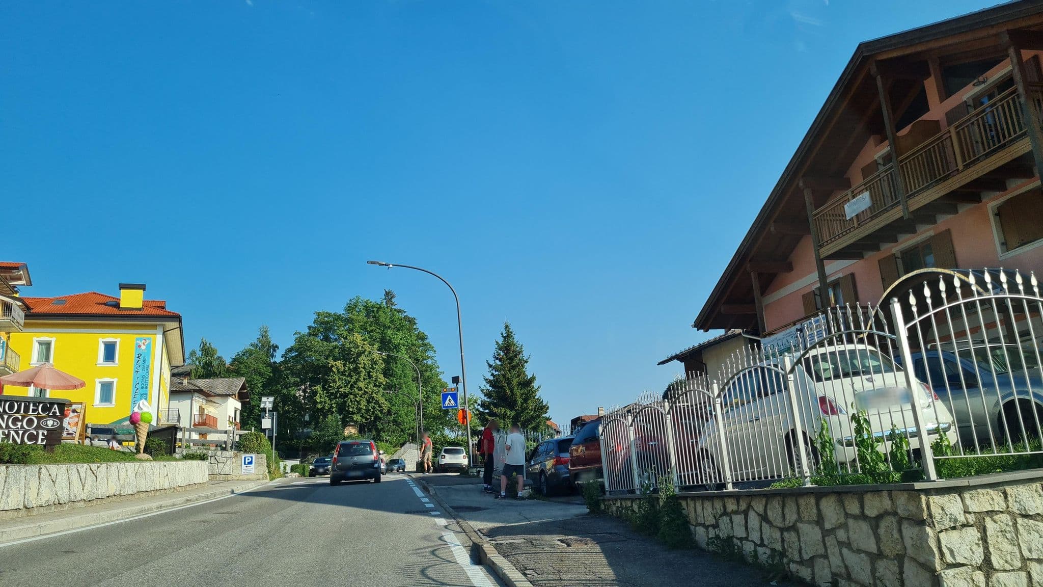 Street view near Giongo Residence, Caldonazzo — © laniuscollurio (CC BY-SA · Mapillary)