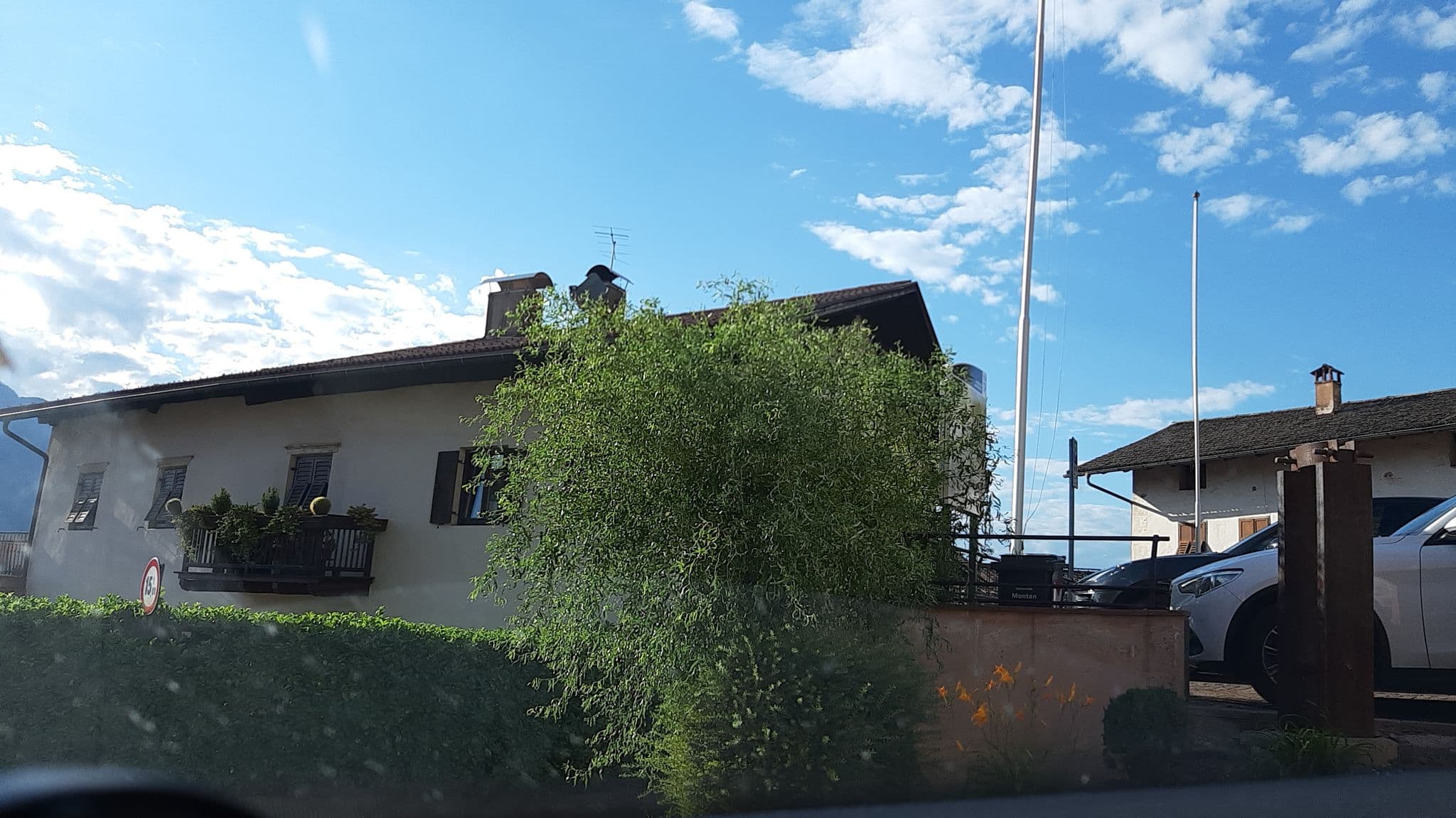 Street view near Amplatz Anton, Ora — © lucadelu (CC BY-SA · Mapillary)