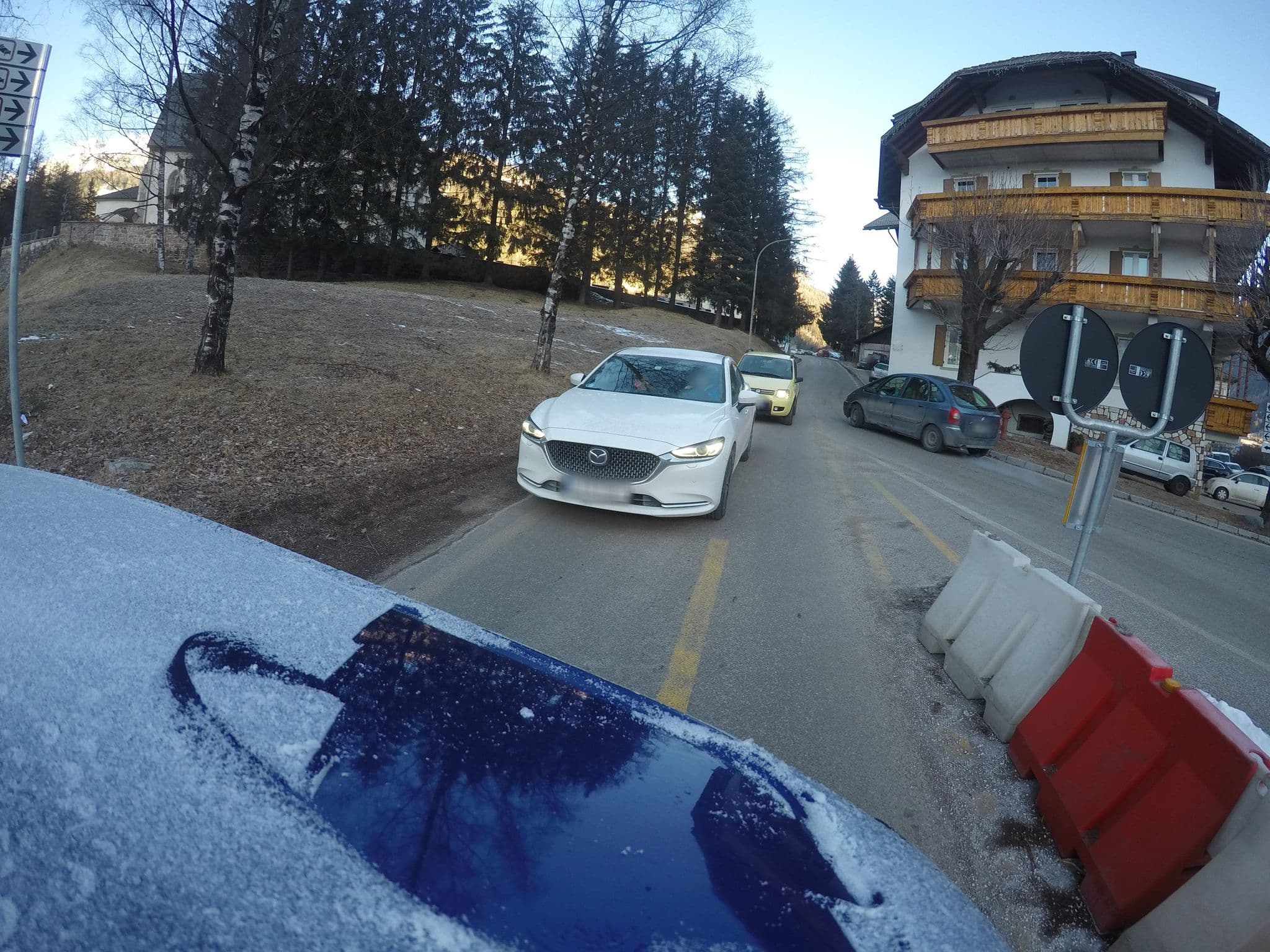 Street view near Villa Rosa, Vigo di Fassa — © chrisbeddow (CC BY-SA · Mapillary)