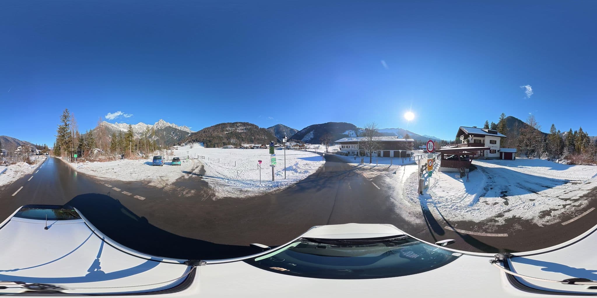 Street view near Haus Mitterhorn, Sankt Ulrich am Pillersee — © osmplus_org (CC BY-SA · Mapillary)