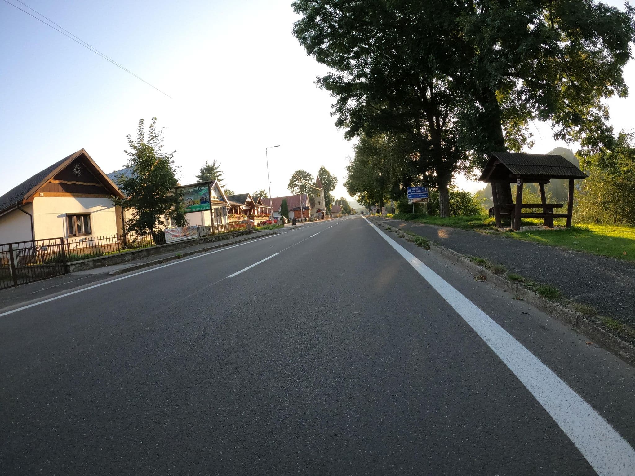 Street view near Obecný penzión, Spišská Stará Ves — © masterofnoroad (CC BY-SA · Mapillary)