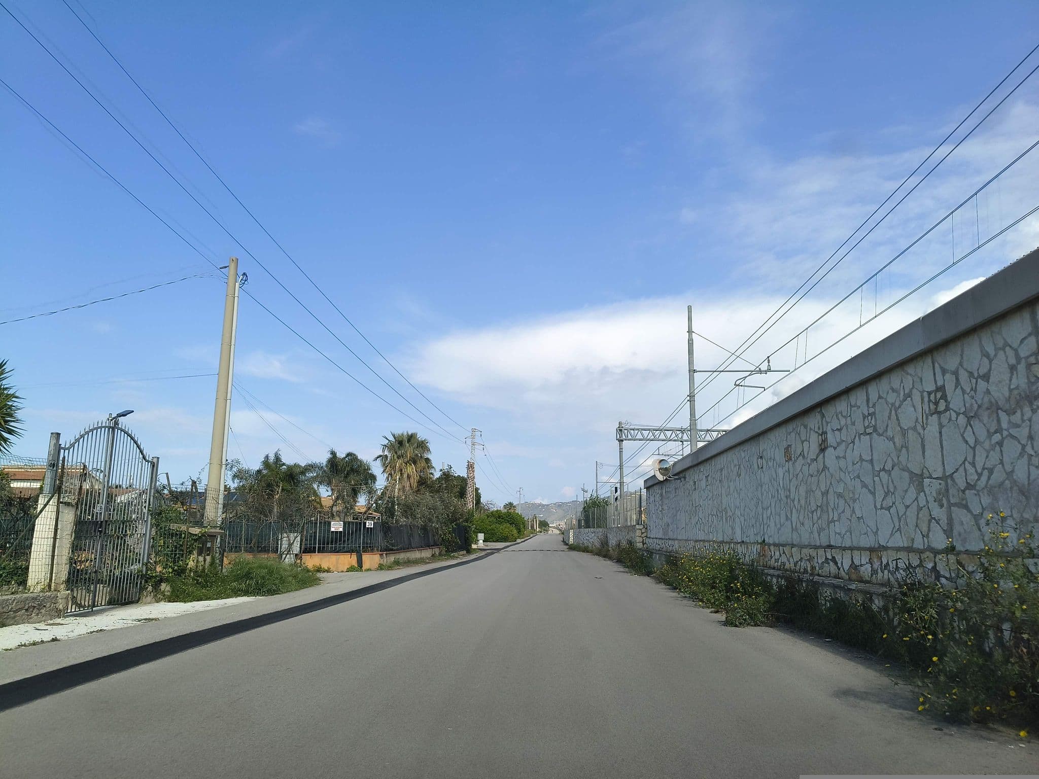 Street view near Hotel Torre Roccella di Rinaudo Antonino Bar - Ristorante - Albergo, Campofelice di Roccella — © kk4269302 (CC BY-SA · Mapillary)