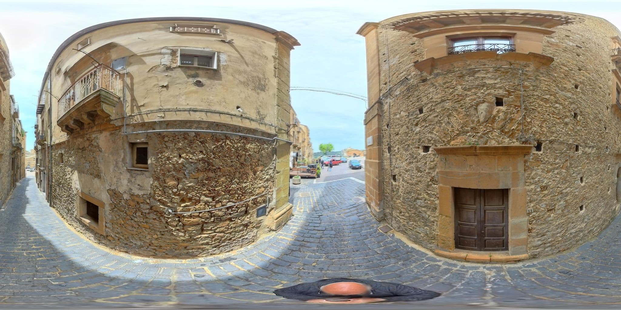 Street view near Em Promotion di Messina Ettore Massimo, Piazza Armerina — © Ghelfi360 (CC BY-SA · Mapillary)