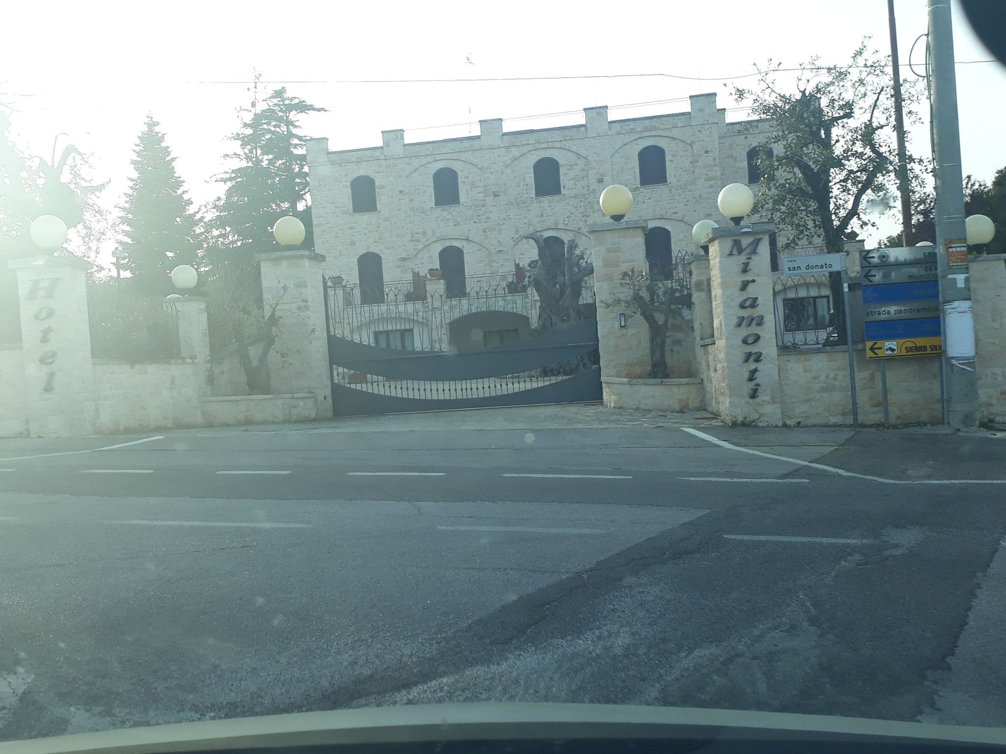 Street view near Villa Cenzina B&B, Lamie di Olimpie-Selva — © spike73 (CC BY-SA · Mapillary)
