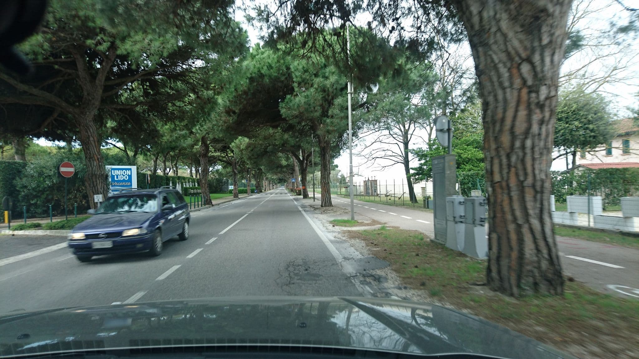 Street view near Park Hotel Union Lido, Ca' Savio — © voschix (CC BY-SA · Mapillary)