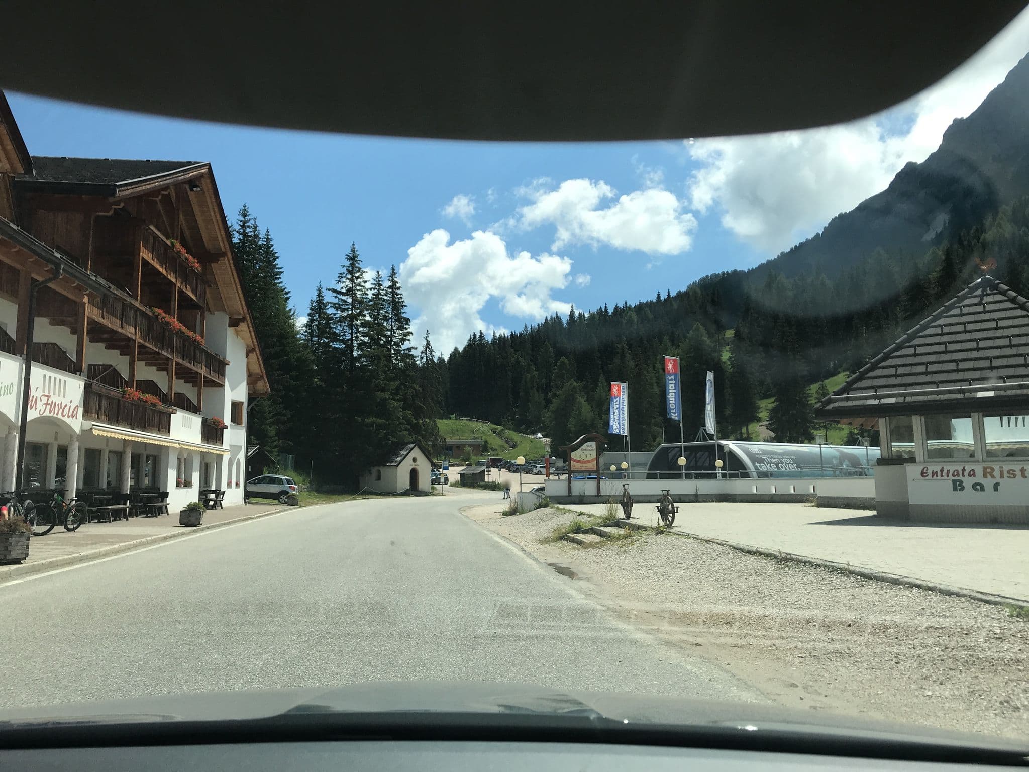 Street view near Rifugio Panorama Hütte, Riscone — © atze777 (CC BY-SA · Mapillary)