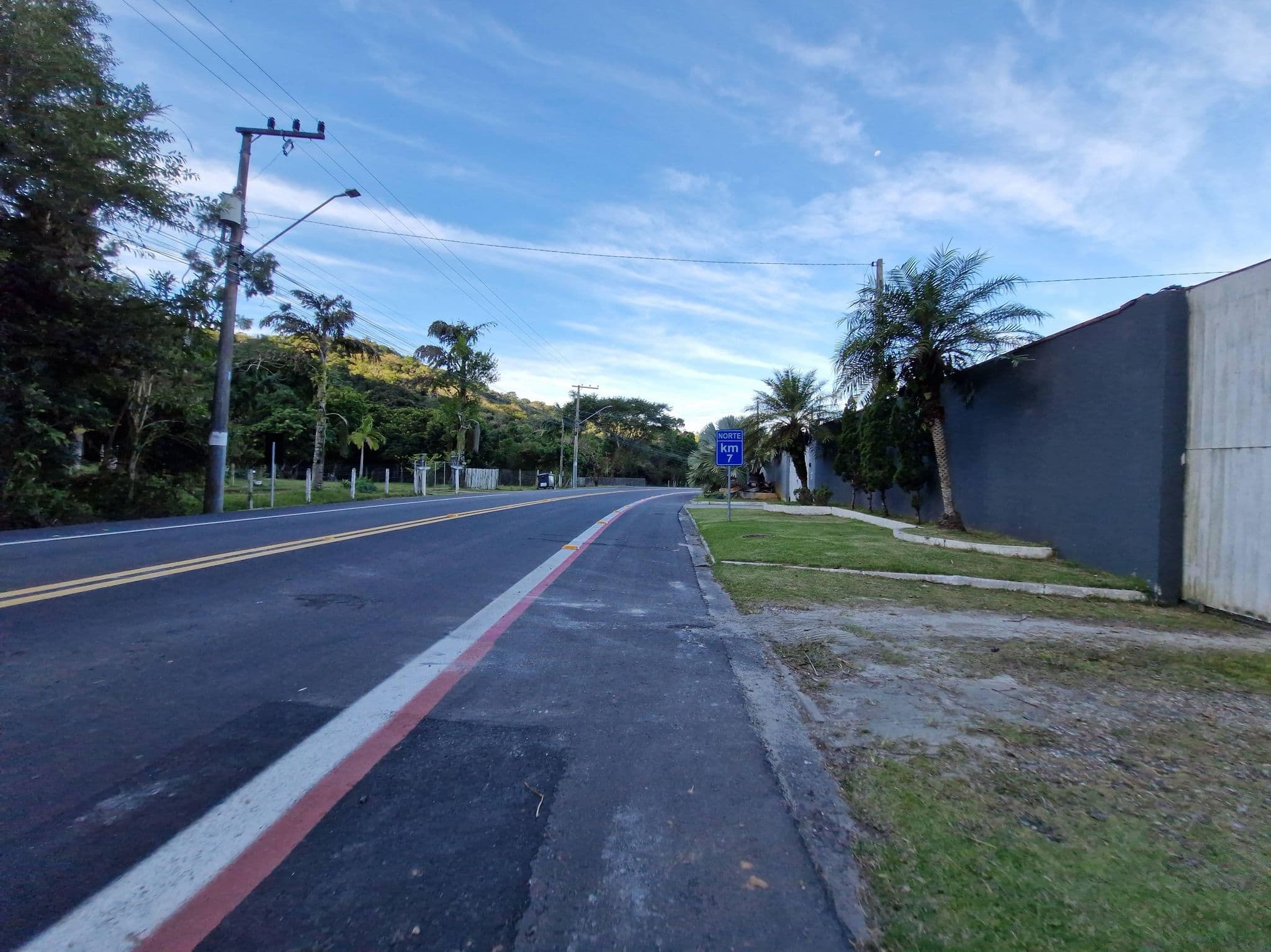 Street view near hoffmeister house, Balneário Camboriú — © ags1968 (CC BY-SA · Mapillary)