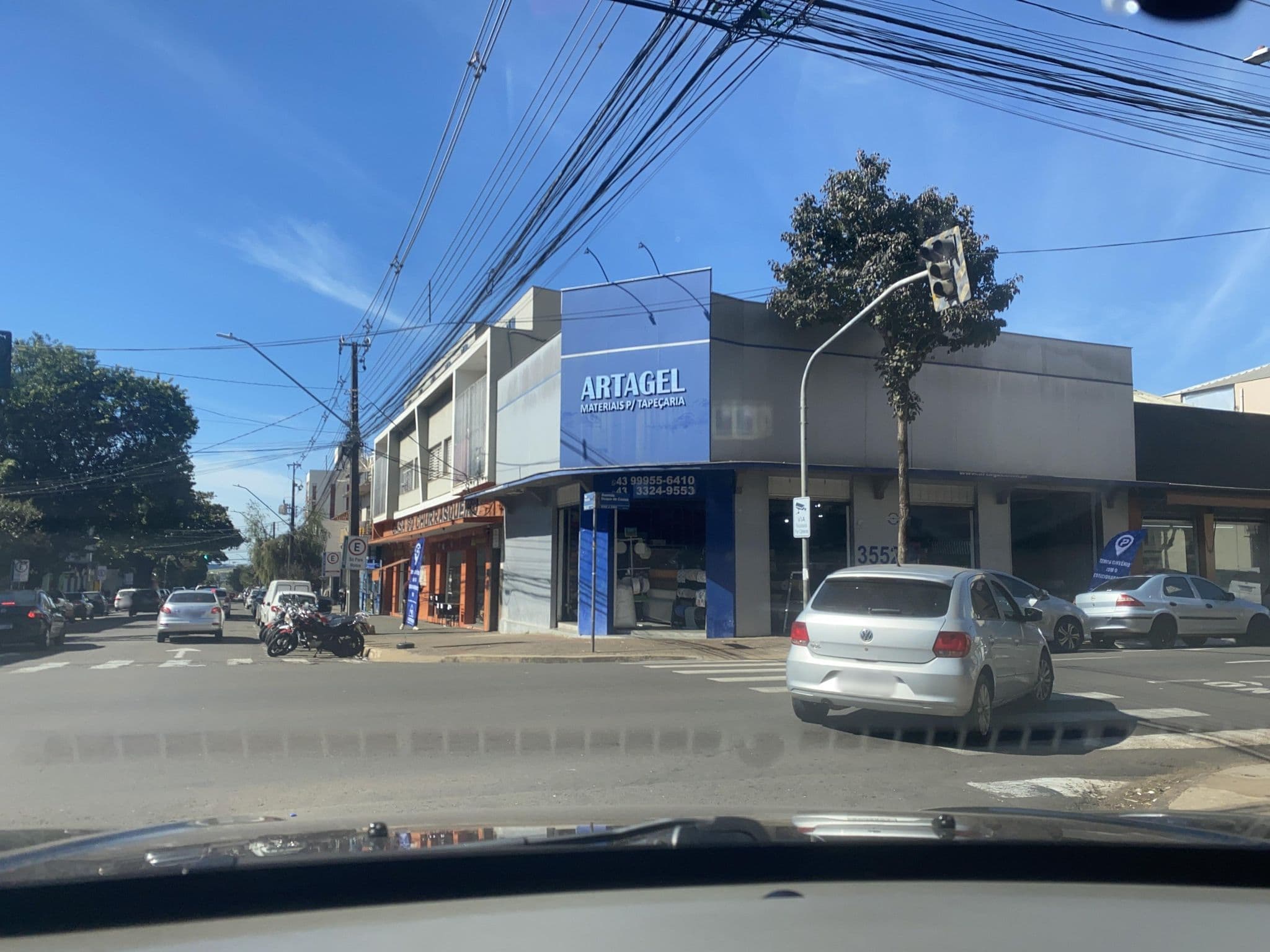 Street view near Hotel Gringo's, Londrina — © WeltonBaratelli (CC BY-SA · Mapillary)