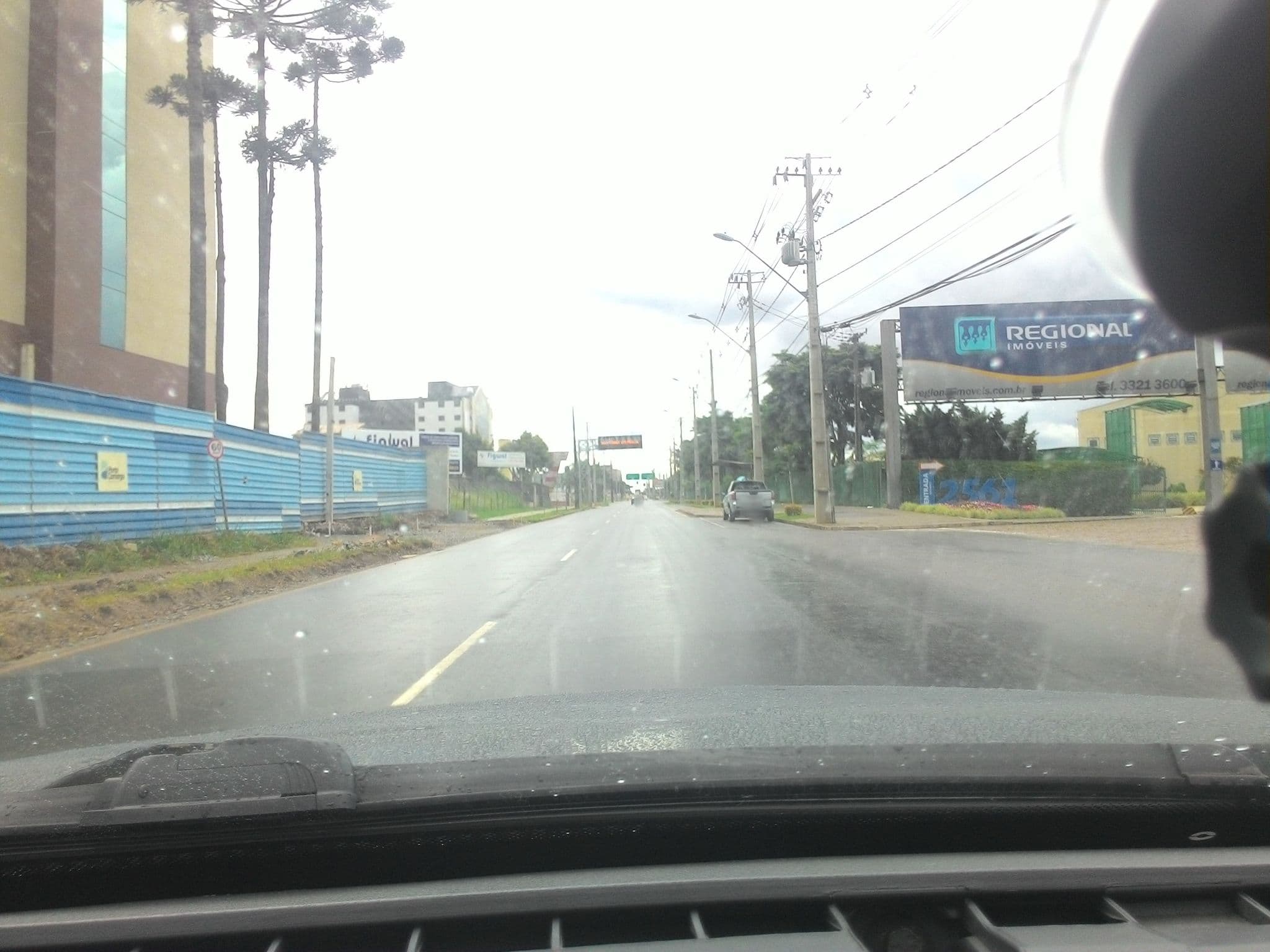 Street view near Rio Hotel by Bourbon Curitiba Aeroporto, São José dos Pinhais — © dclarks (CC BY-SA · Mapillary)