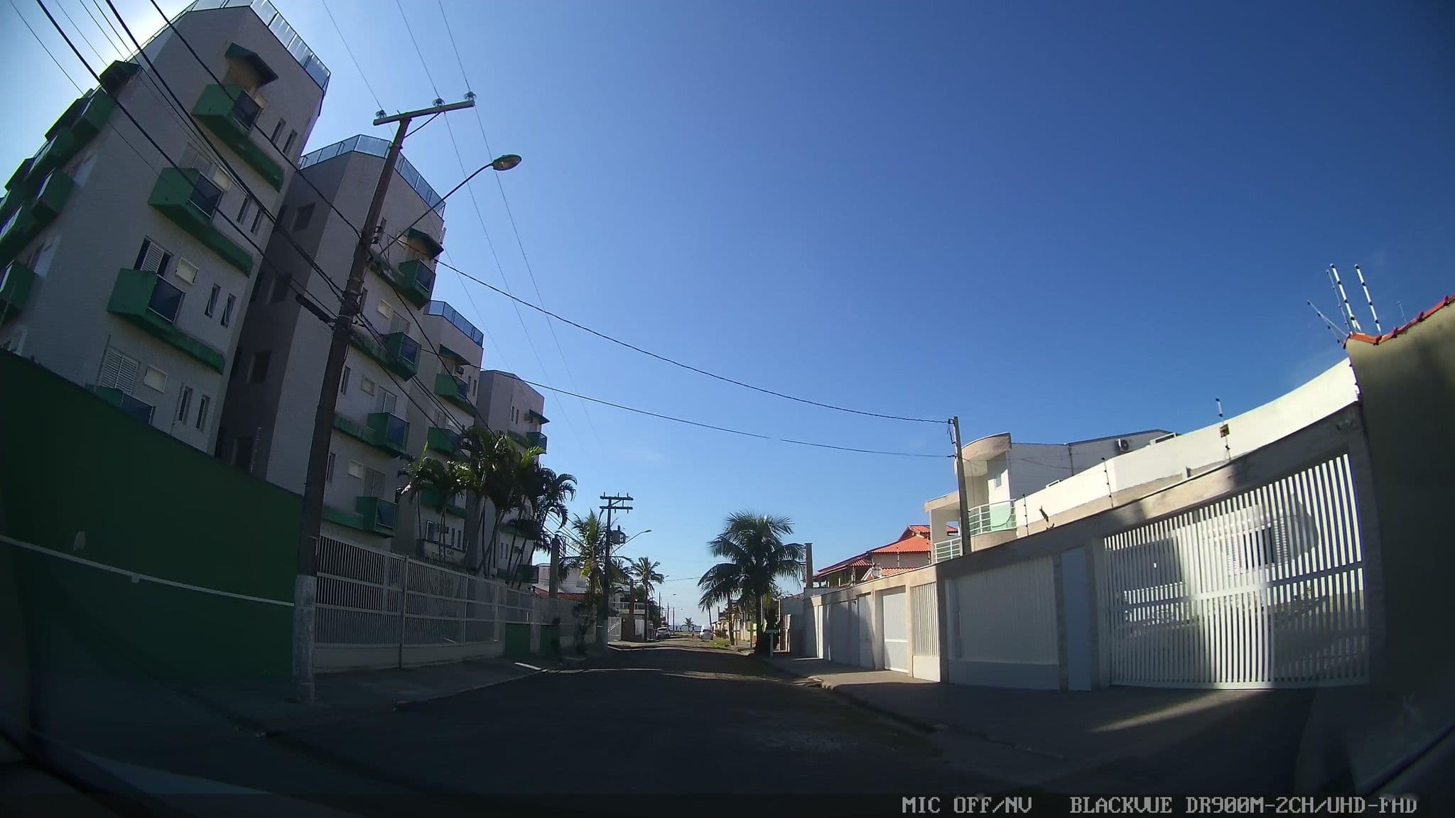 Street view near Colonia de Ferias Sitraemfa, Peruíbe — © marciosampaio (CC BY-SA · Mapillary)