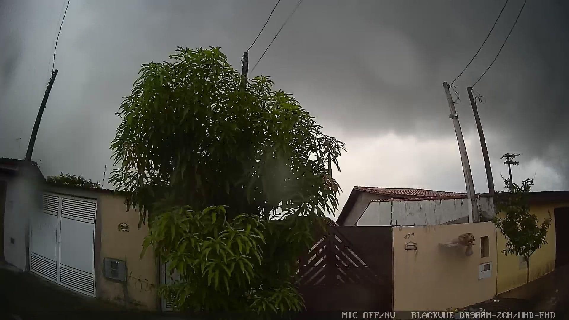 Street view near Pousada Natureza Morena, Itanhaém — © yaf1 (CC BY-SA · Mapillary)