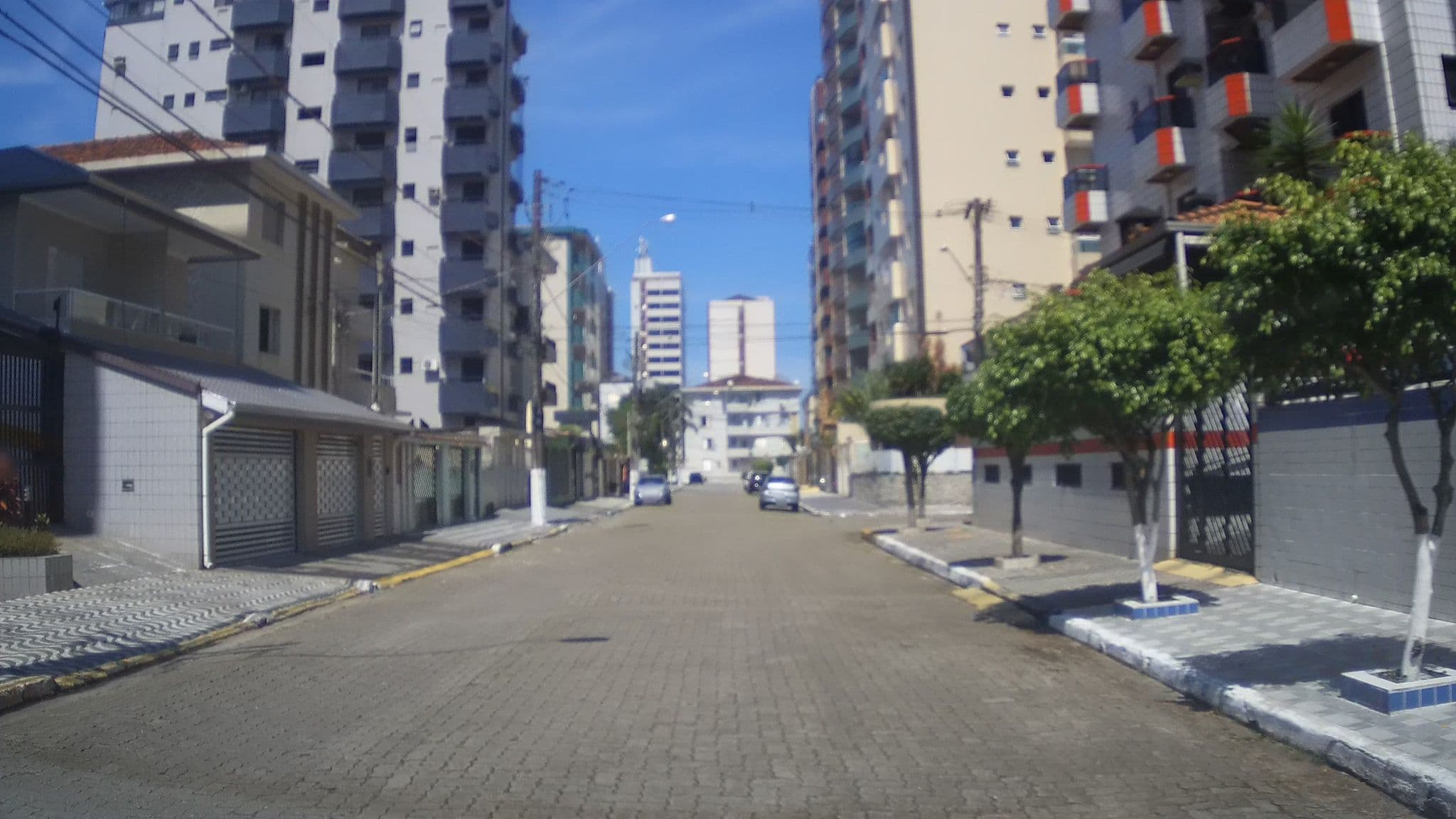 Street view near Cond Edifício Monte Carlo, Praia Grande — © marciosampaio (CC BY-SA · Mapillary)