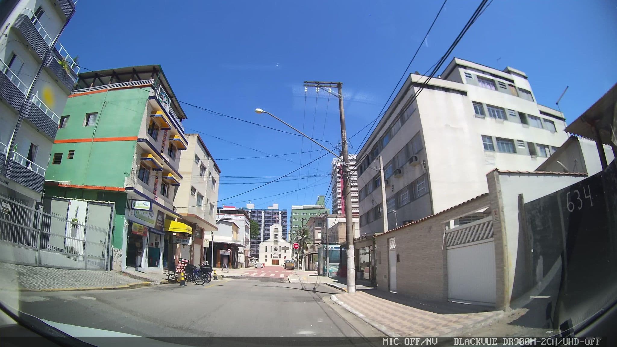 Street view near Casa Pertinho da Praia Aconchegante, Praia Grande — © marciosampaio (CC BY-SA · Mapillary)