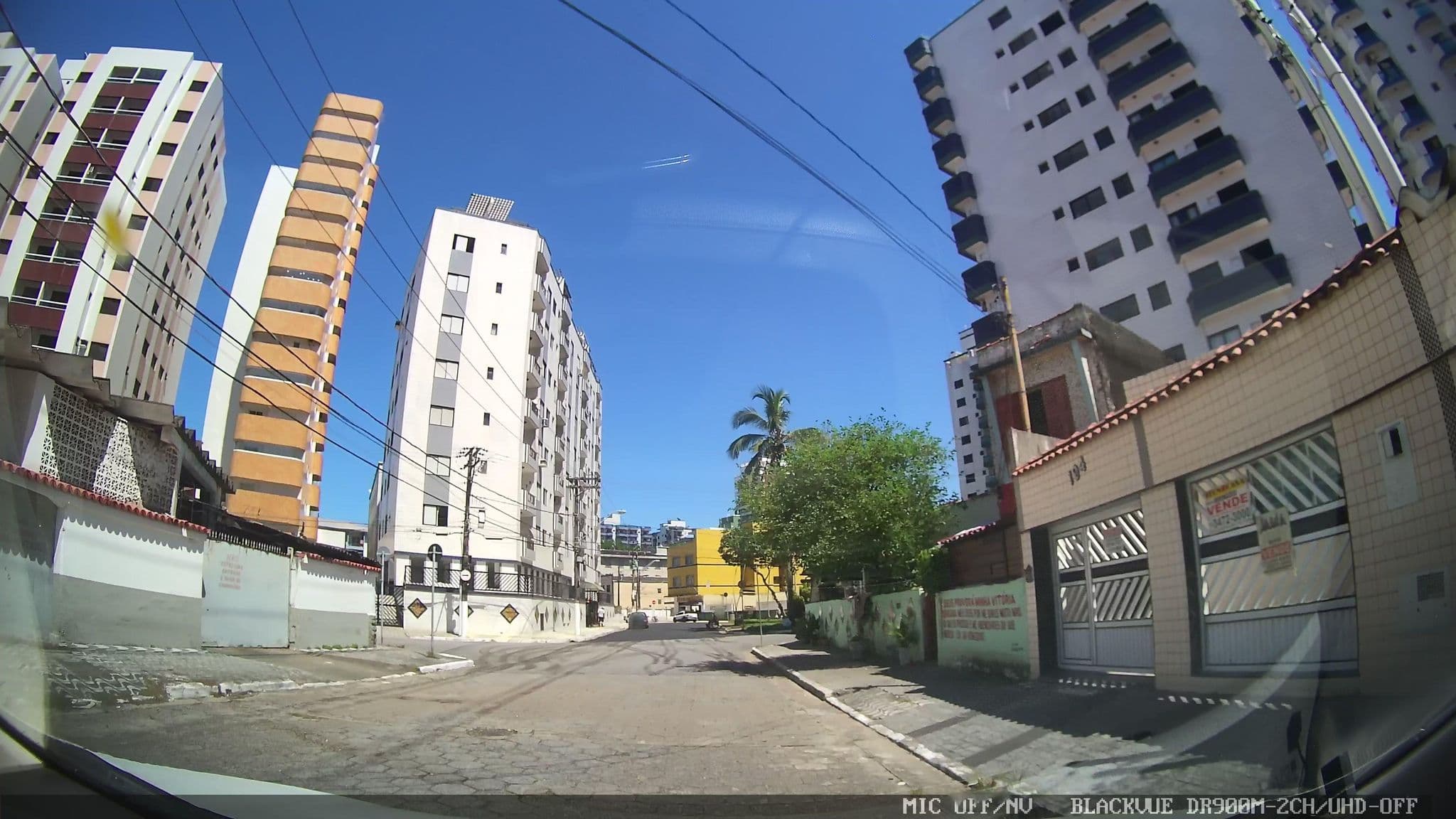 Street view near Pousada Da Mary (Fernando), Praia Grande — © marciosampaio (CC BY-SA · Mapillary)