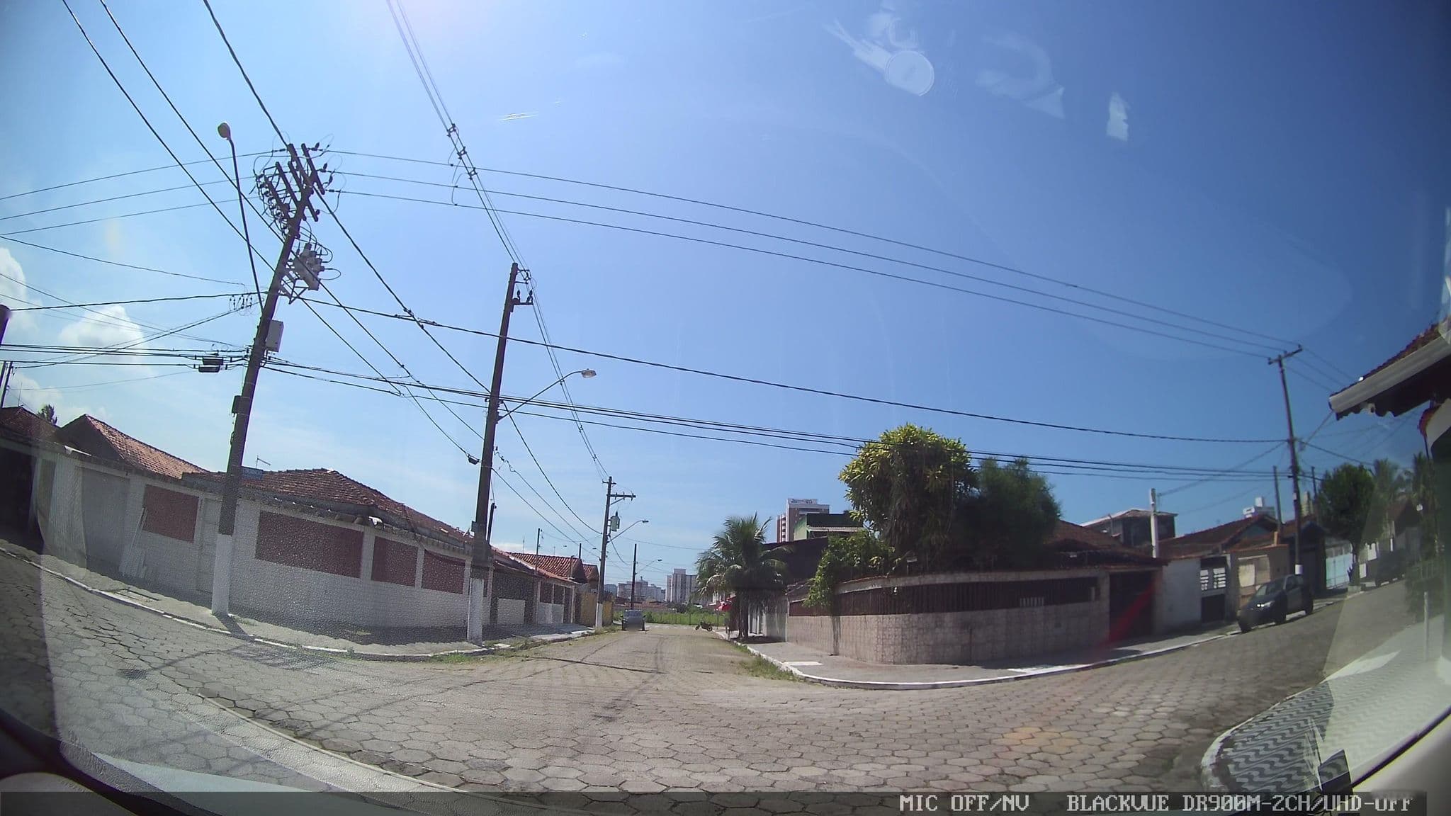 Street view near Casa Aquarios, Praia Grande — © marciosampaio (CC BY-SA · Mapillary)