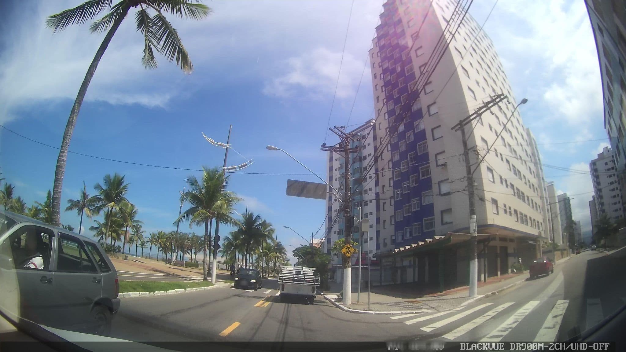 Street view near AP Sol & Mar - Família Foz, Praia Grande — © marciosampaio (CC BY-SA · Mapillary)