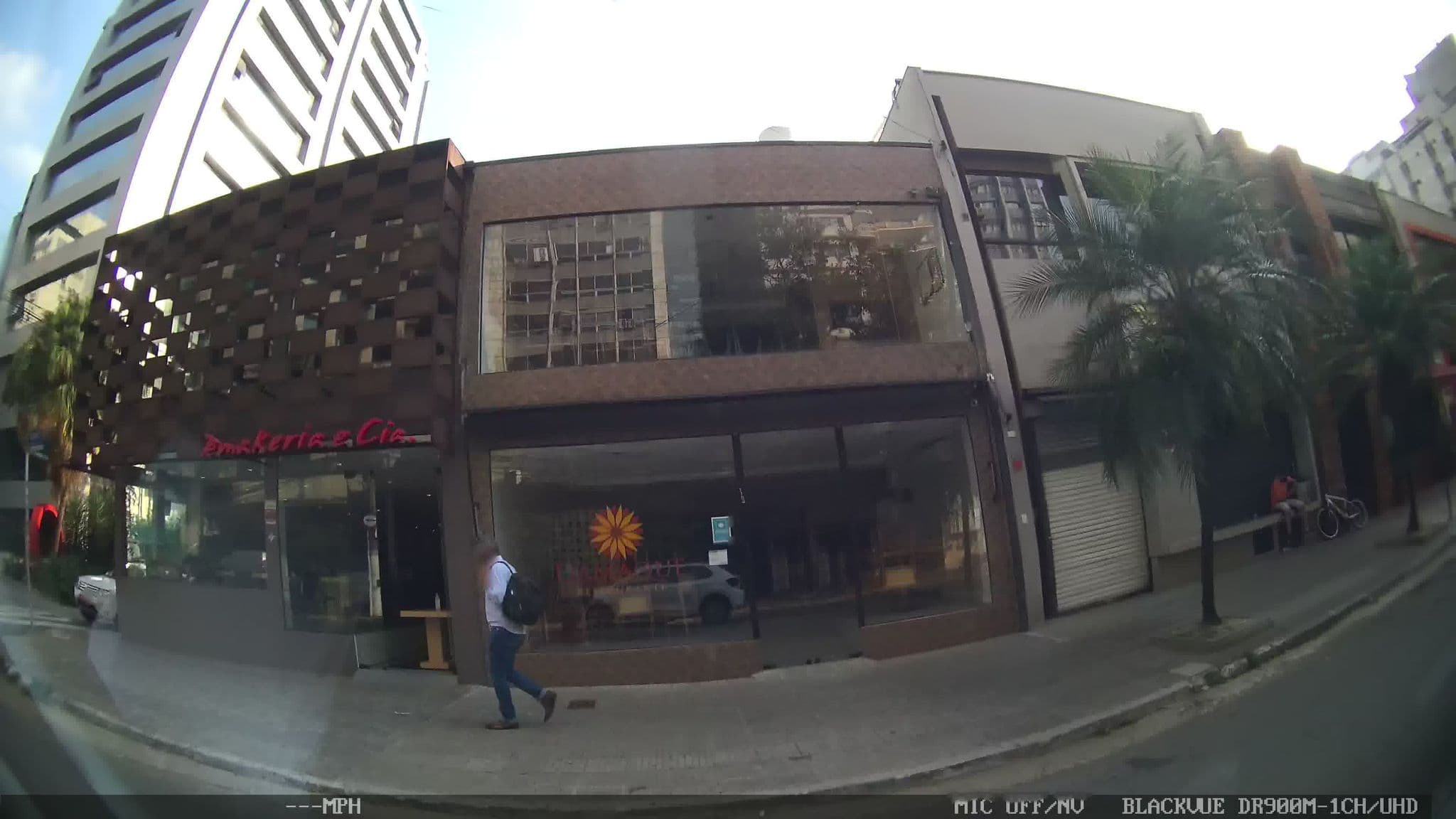 Street view near The Hostel Paulista, Bela Vista — © kaart_4 (CC BY-SA · Mapillary)