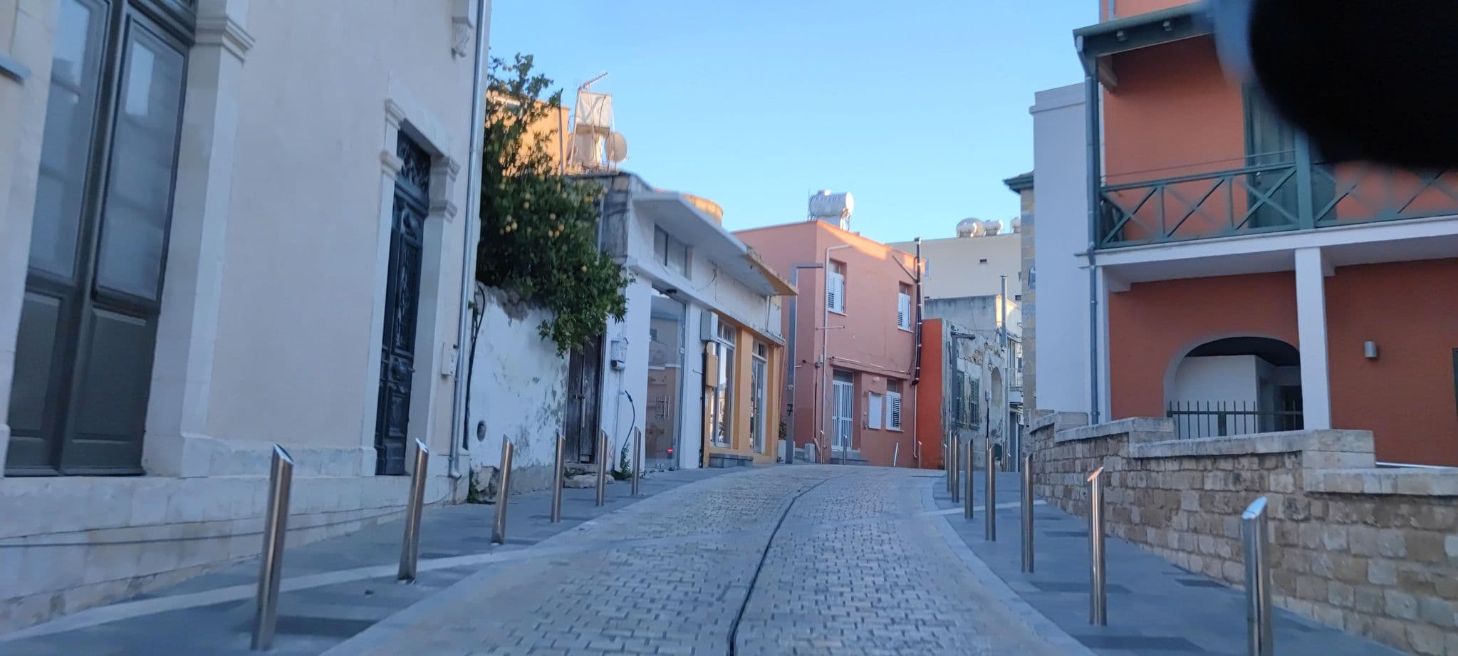 Street view near Casa Mespilea, Paphos — © WhanTwo (CC BY-SA · Mapillary)