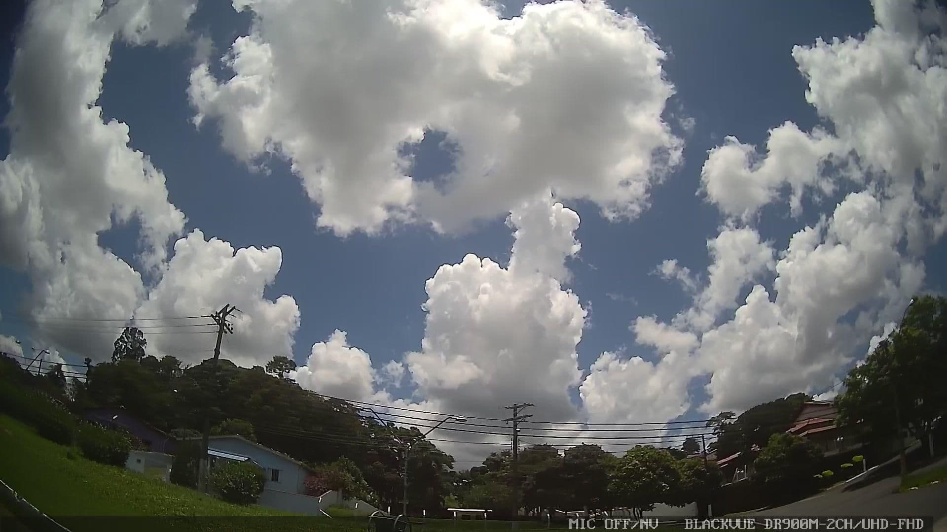 Street view near Pousada sítio das flores, Serra Negra — © marciosampaio (CC BY-SA · Mapillary)