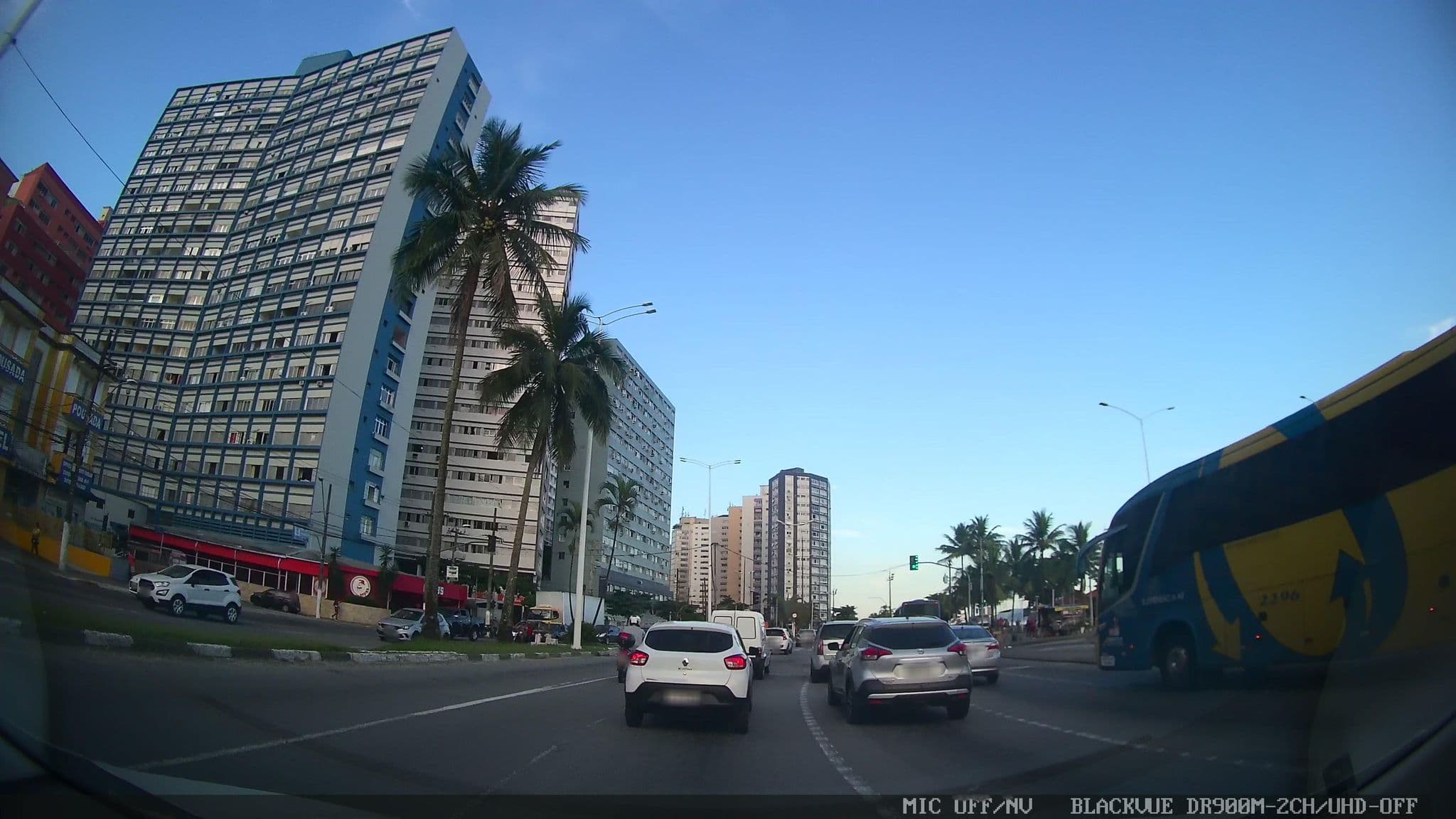 Street view near Hotel Frente Mar, Santos — © marciosampaio (CC BY-SA · Mapillary)
