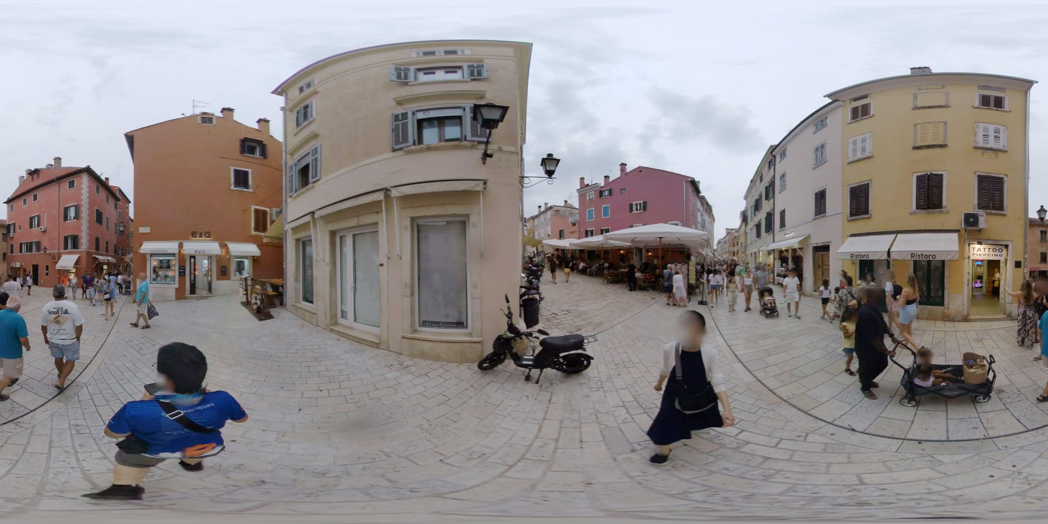 Street view near Central Apartments Circolo, Rovinj
