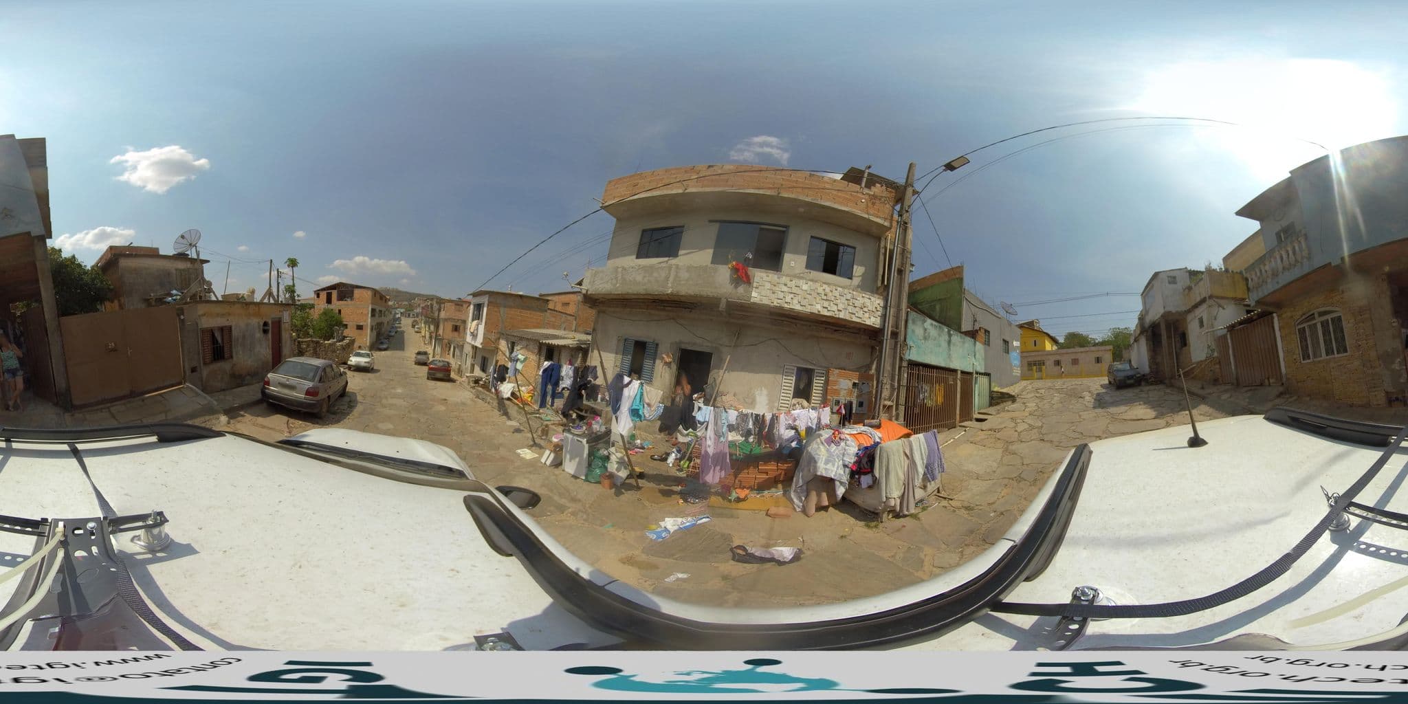 Street view near Hostel Família Roots, São Thomé das Letras — © guigandra (CC BY-SA · Mapillary)