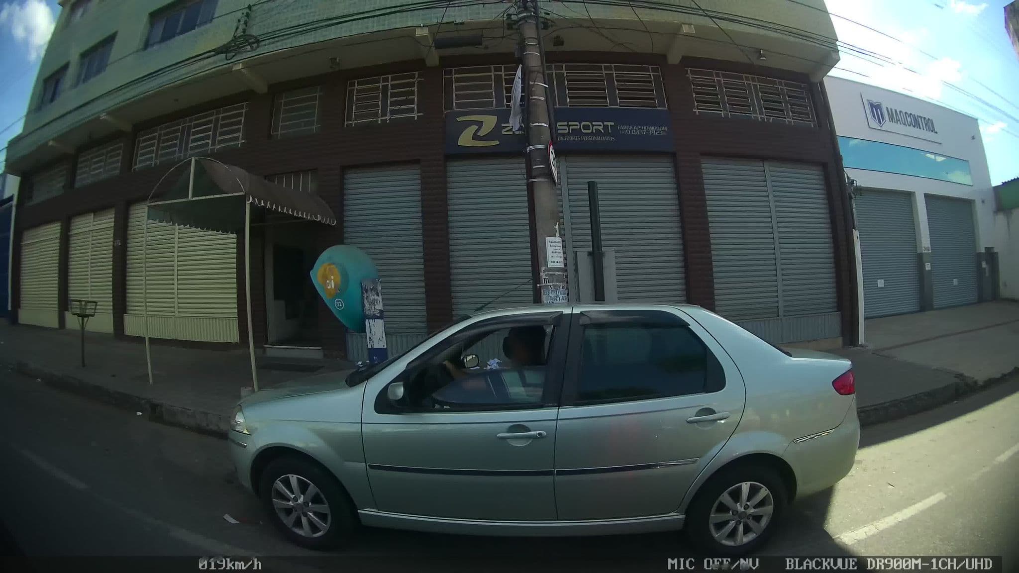 Street view near Hotel Manaus Ltda, Contagem — © kaart_2 (CC BY-SA · Mapillary)