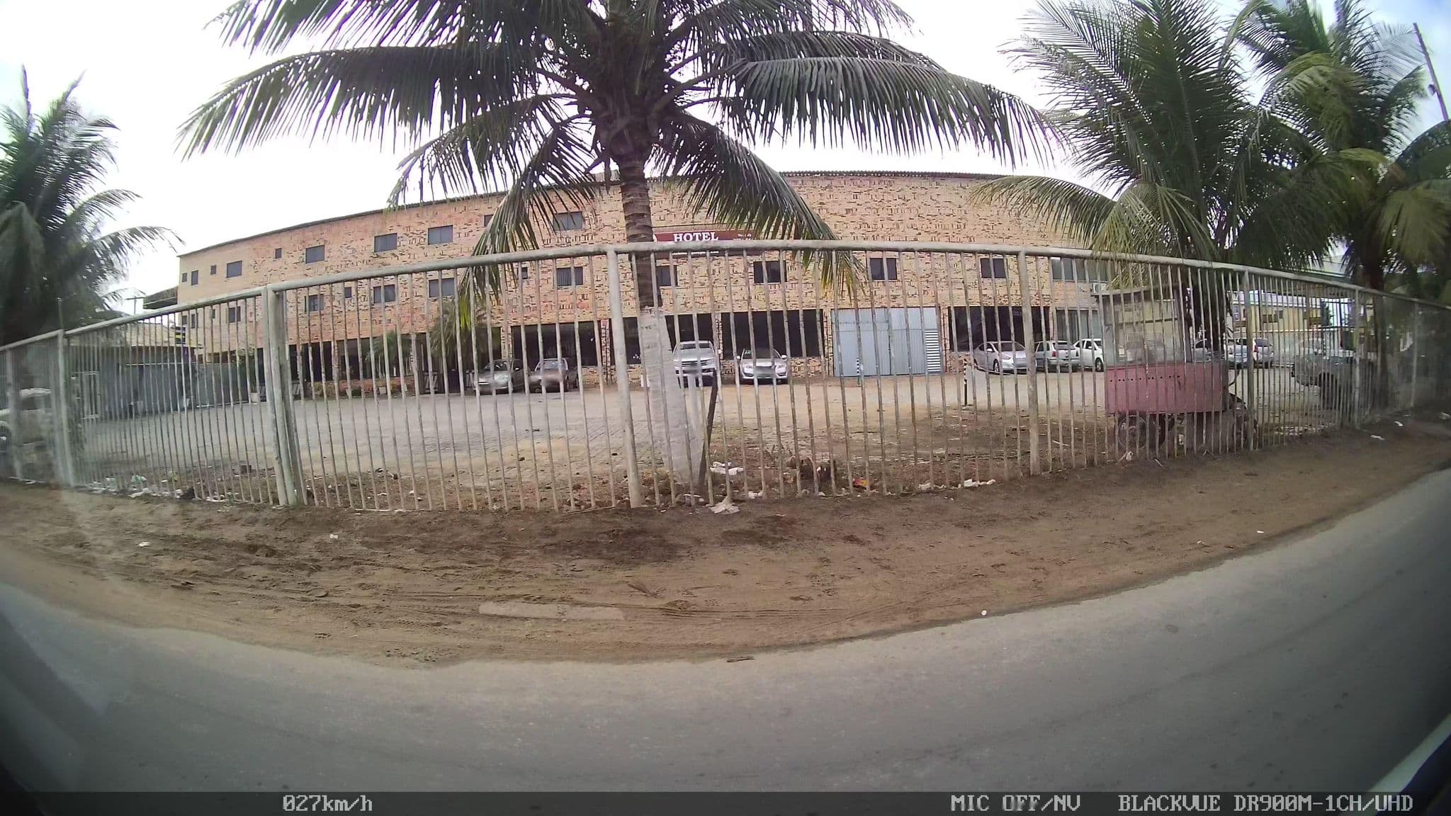 Street view near Hotel Interlagos, Campos dos Goytacazes — © kaart_2 (CC BY-SA · Mapillary)
