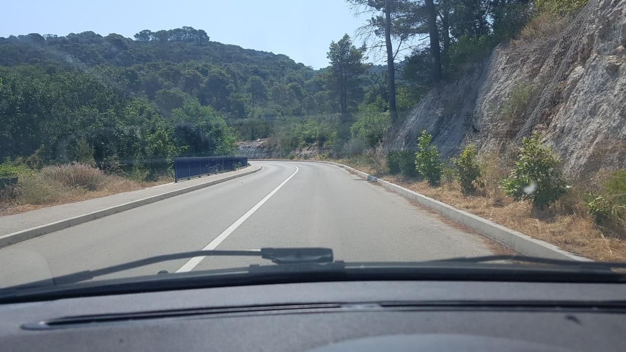Street view near Apartments Nodilo, Lumbarda — © mik007 (CC BY-SA · Mapillary)