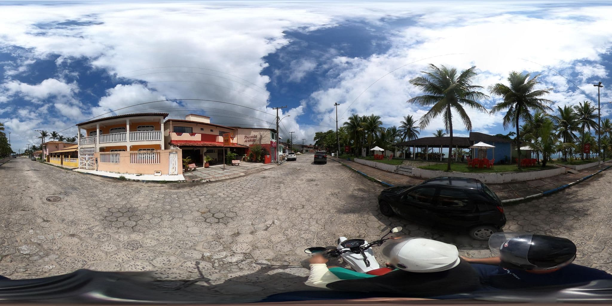 Street view near Pousada Arakakai, Santa Cruz Cabrália — © mauriciomensura (CC BY-SA · Mapillary)