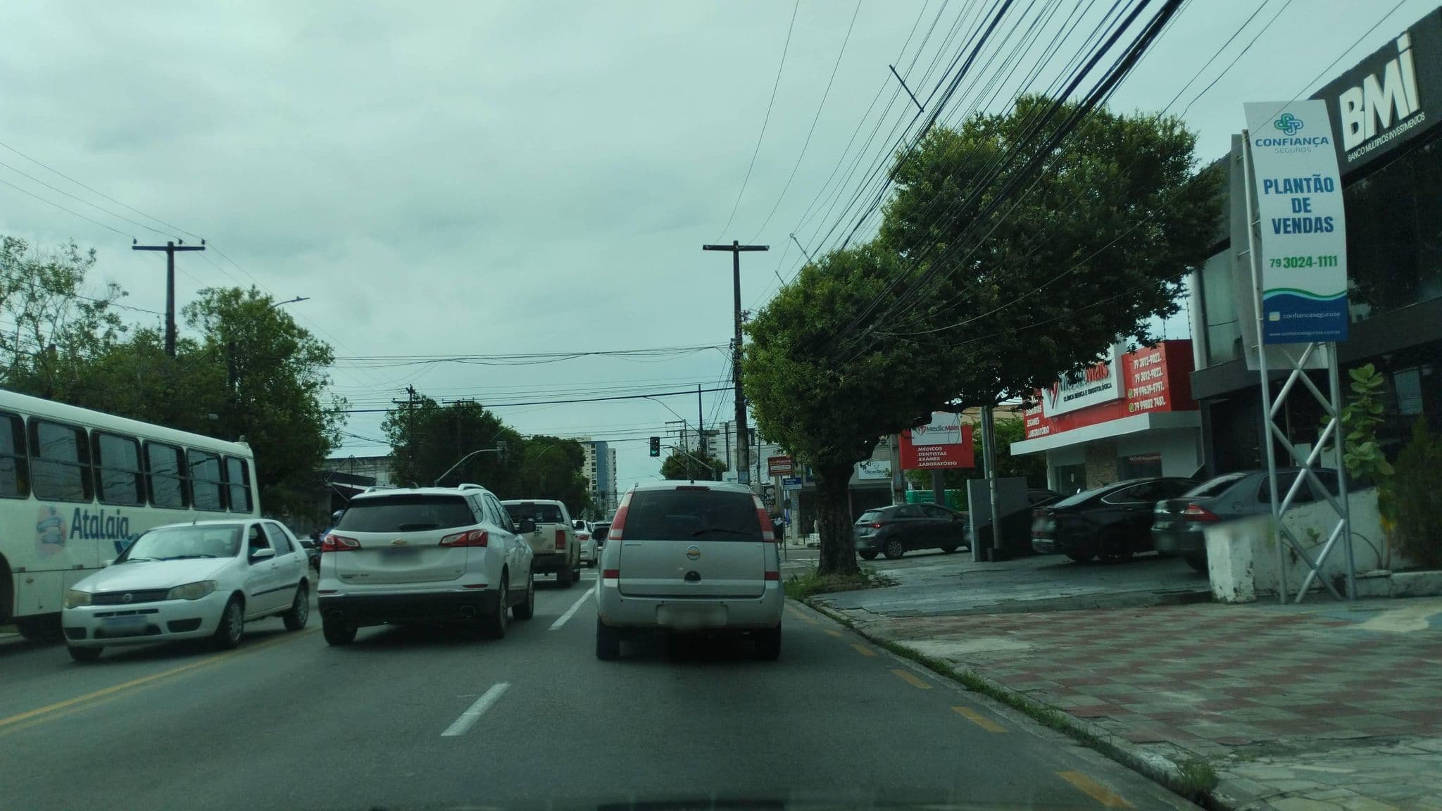 Street view near Veras Hotel, Aracaju — © Kaart_Local (CC BY-SA · Mapillary)