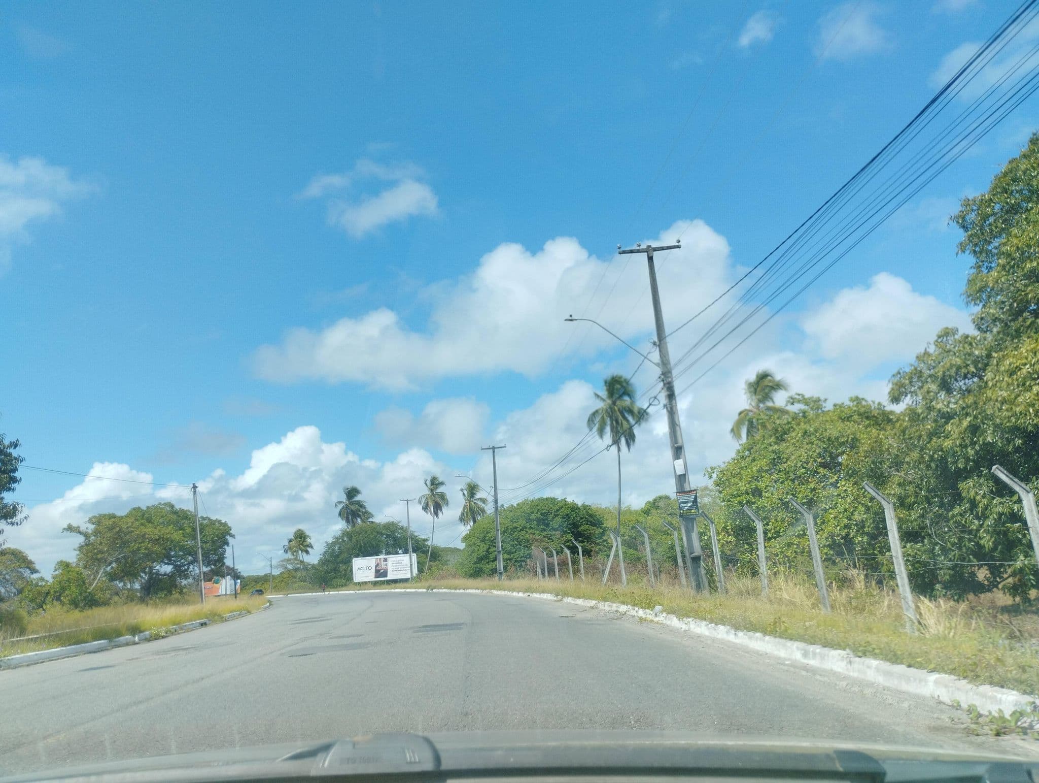 Street view near tryp pernanbuco, Cabo de Santo Agostinho — © raphaelmirc (CC BY-SA · Mapillary)