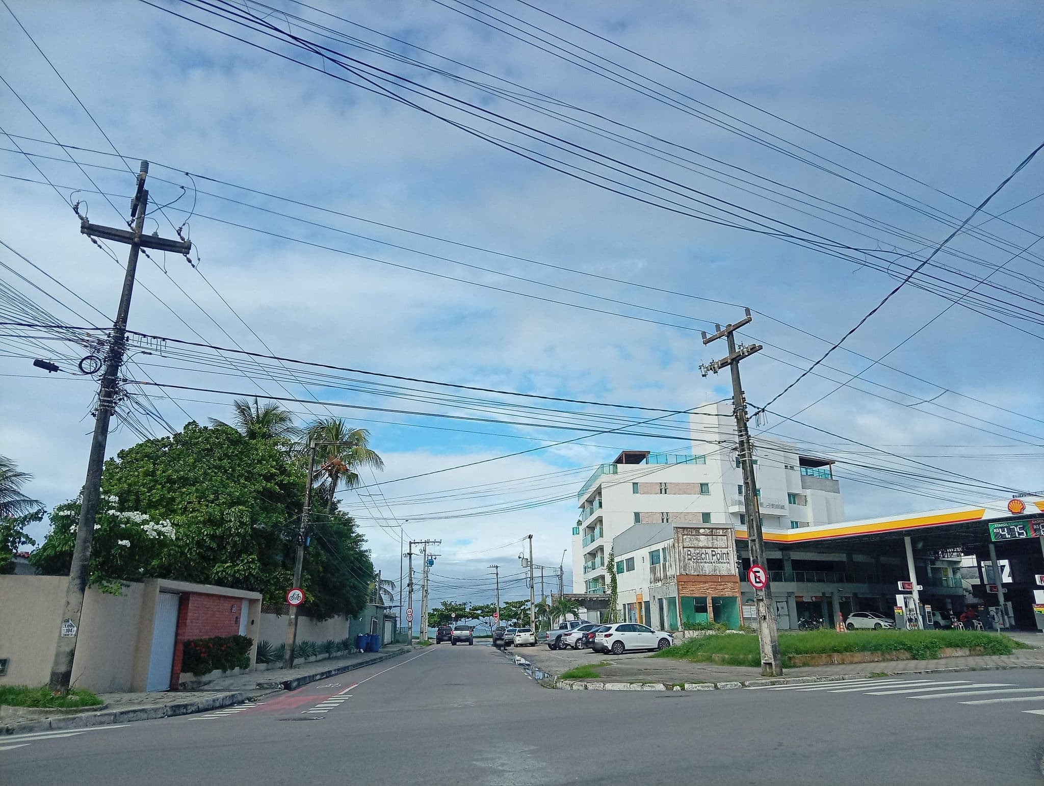 Street view near Pousada Bessavitta, João Pessoa — © raphaelmirc (CC BY-SA · Mapillary)