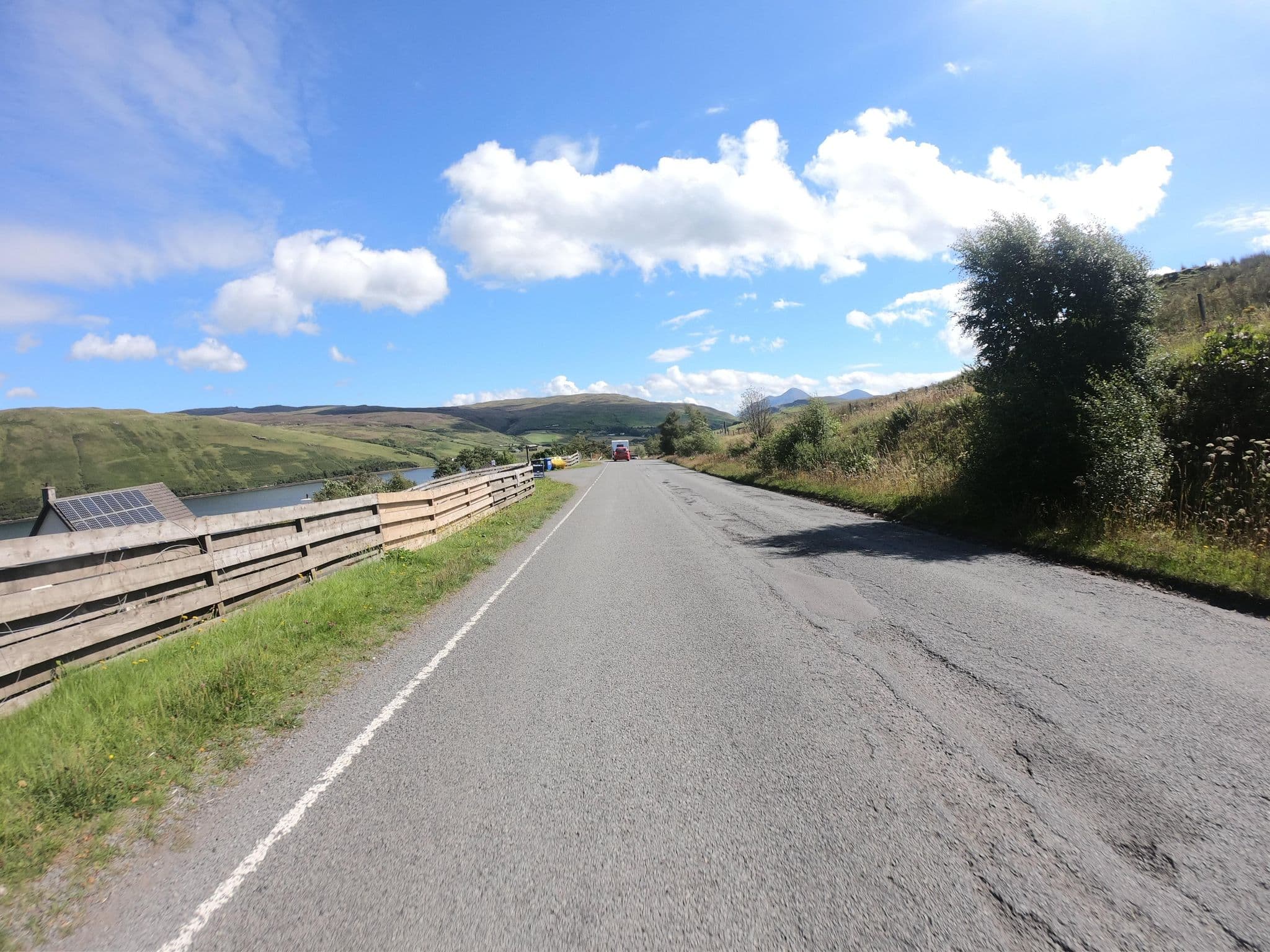 Street view near Otter Cottage, Portree — © joostjakob (CC BY-SA · Mapillary)