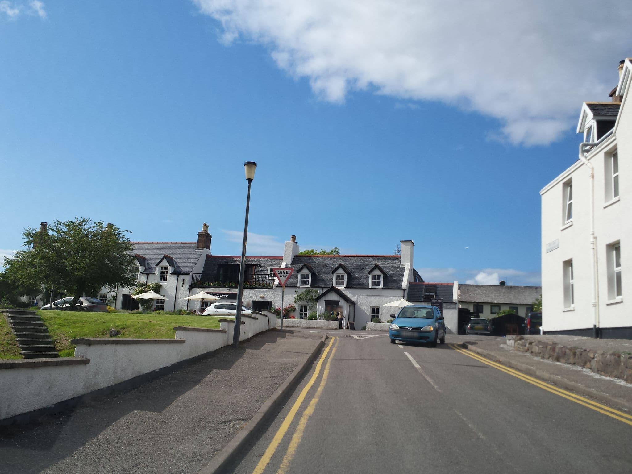 Street view near West House B&B, Ullapool — © rudolfmayer (CC BY-SA · Mapillary)