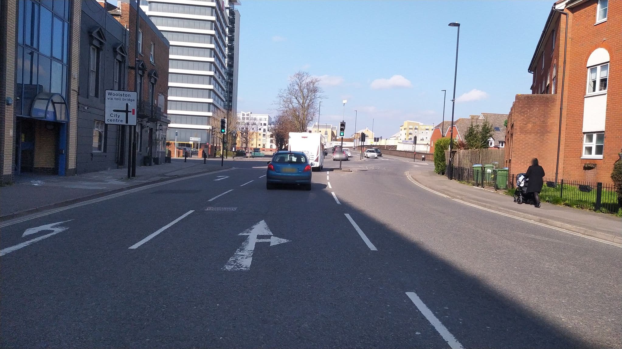 Street view near Flying Dutchman, Southampton — © noid (CC BY-SA · Mapillary)