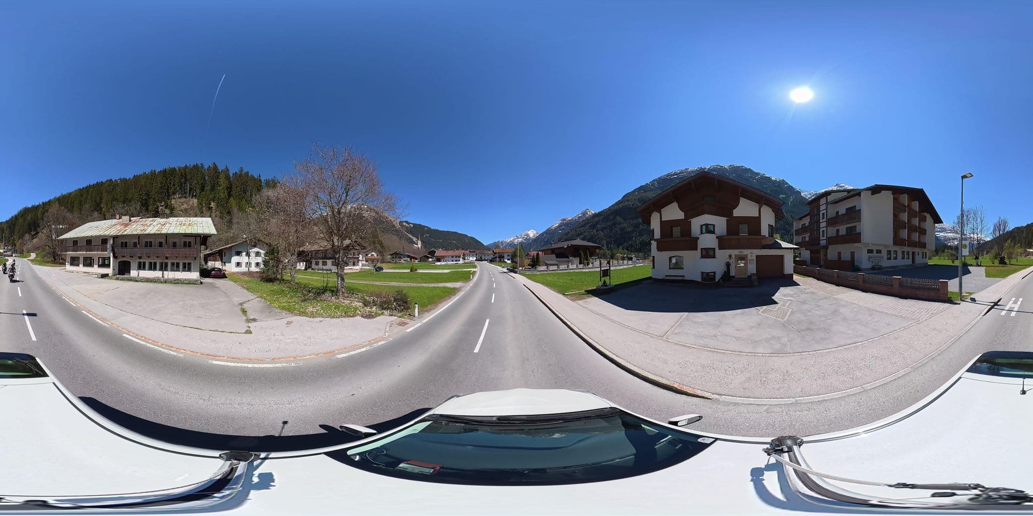 Street view near Strobl, Pettneu