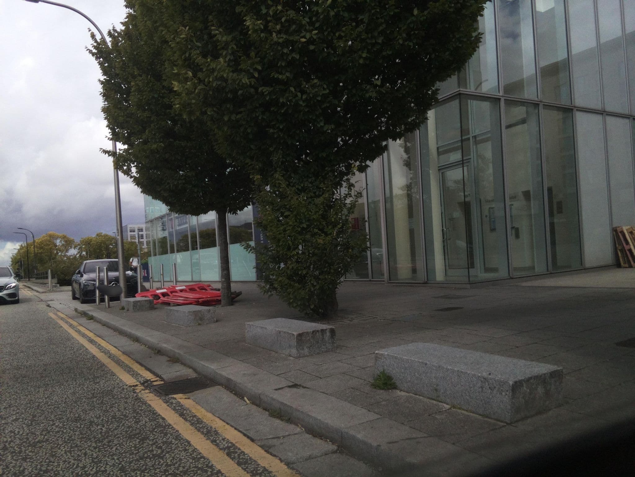 Street view near Cotels Milton Keynes Serviced Apartments - the Hub, Milton Keynes — © southglos (CC BY-SA · Mapillary)