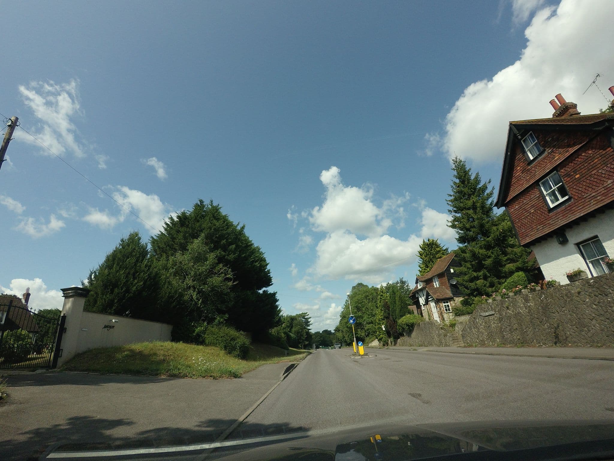 Street view near Tollgate House, Maidstone — © tallguy (CC BY-SA · Mapillary)